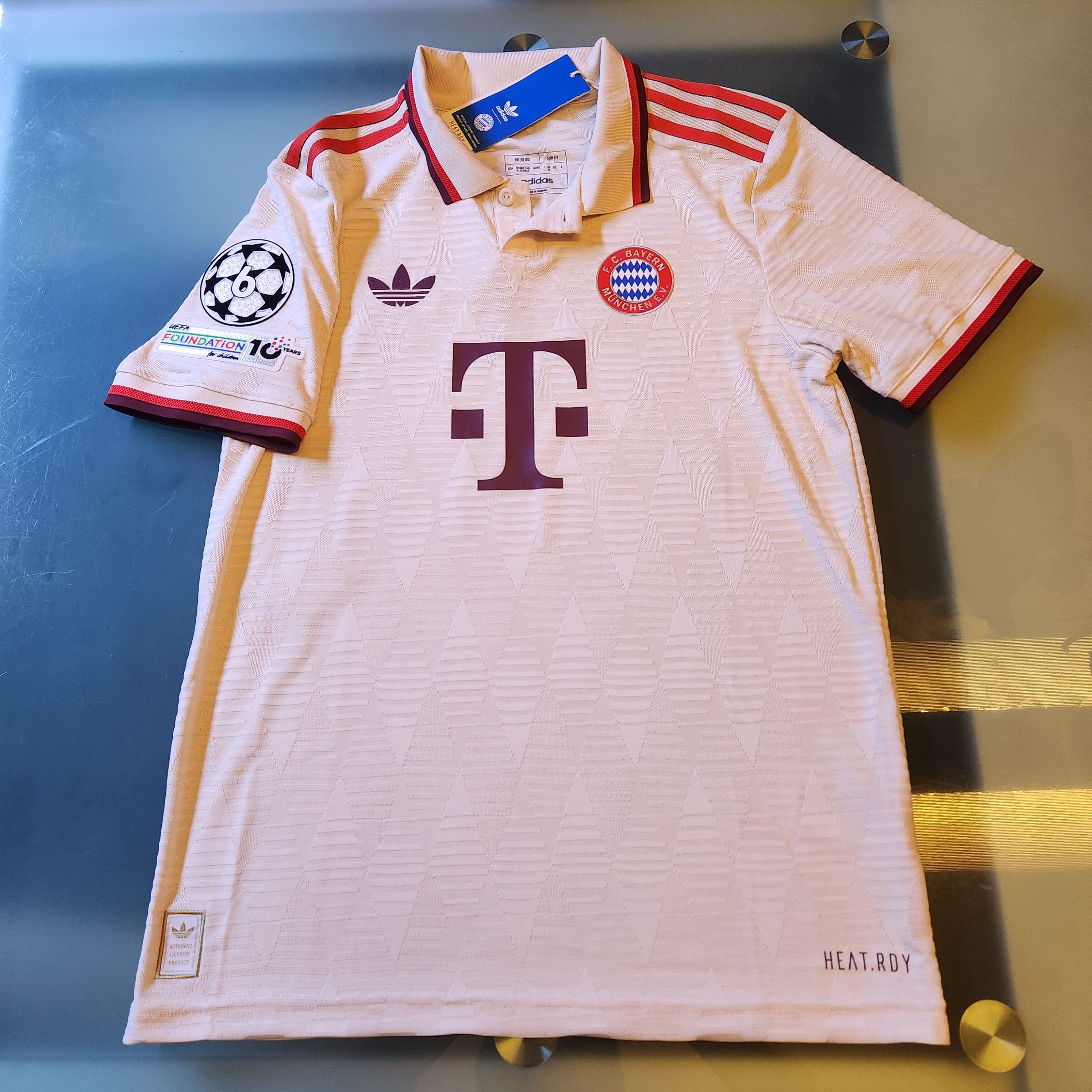 Adidas Player Issue Bayern Munchen Munich 2024-2025 3rd Third Size US M / EU 48-50 / 2 - 2 Thumbnail