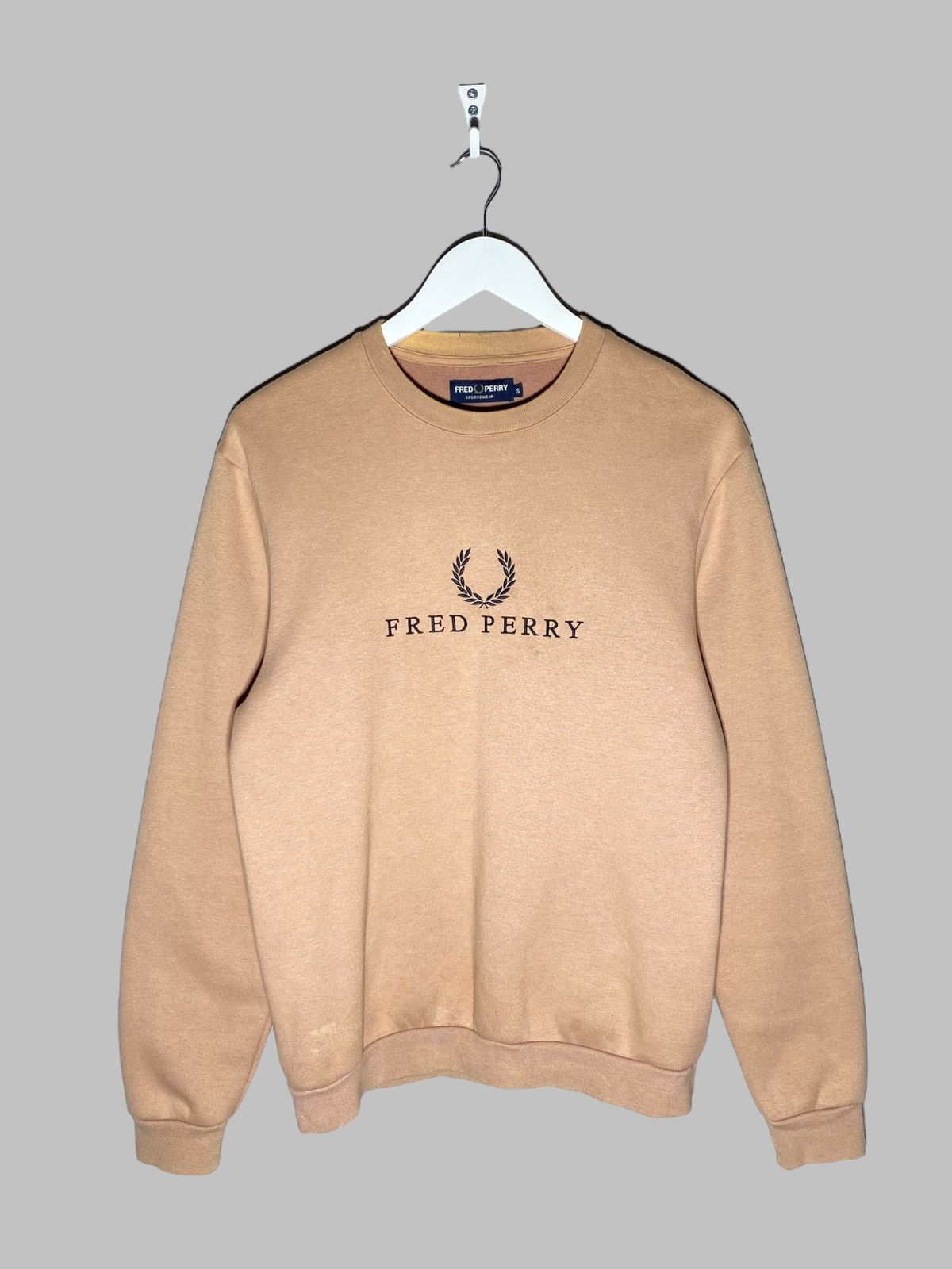 Fred Perry × Vintage 🔥 2000s FRED PERRY DISTRESSED ICONIC LOGO SWEATSHIRT 🔥 Size US S / EU 44-46 / 1 - 1 Thumbnail