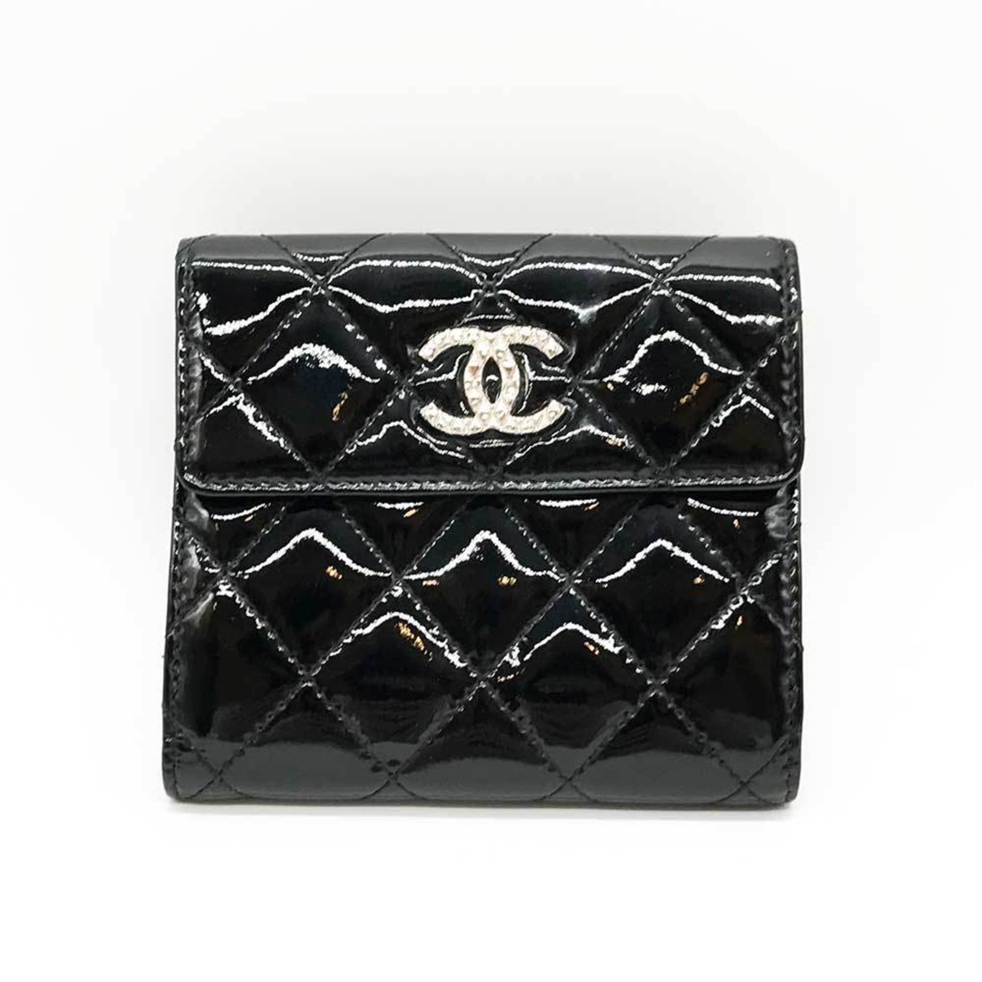 image of Chanel Enamel Matelasse Bi-Fold Wallet Black, Women's
