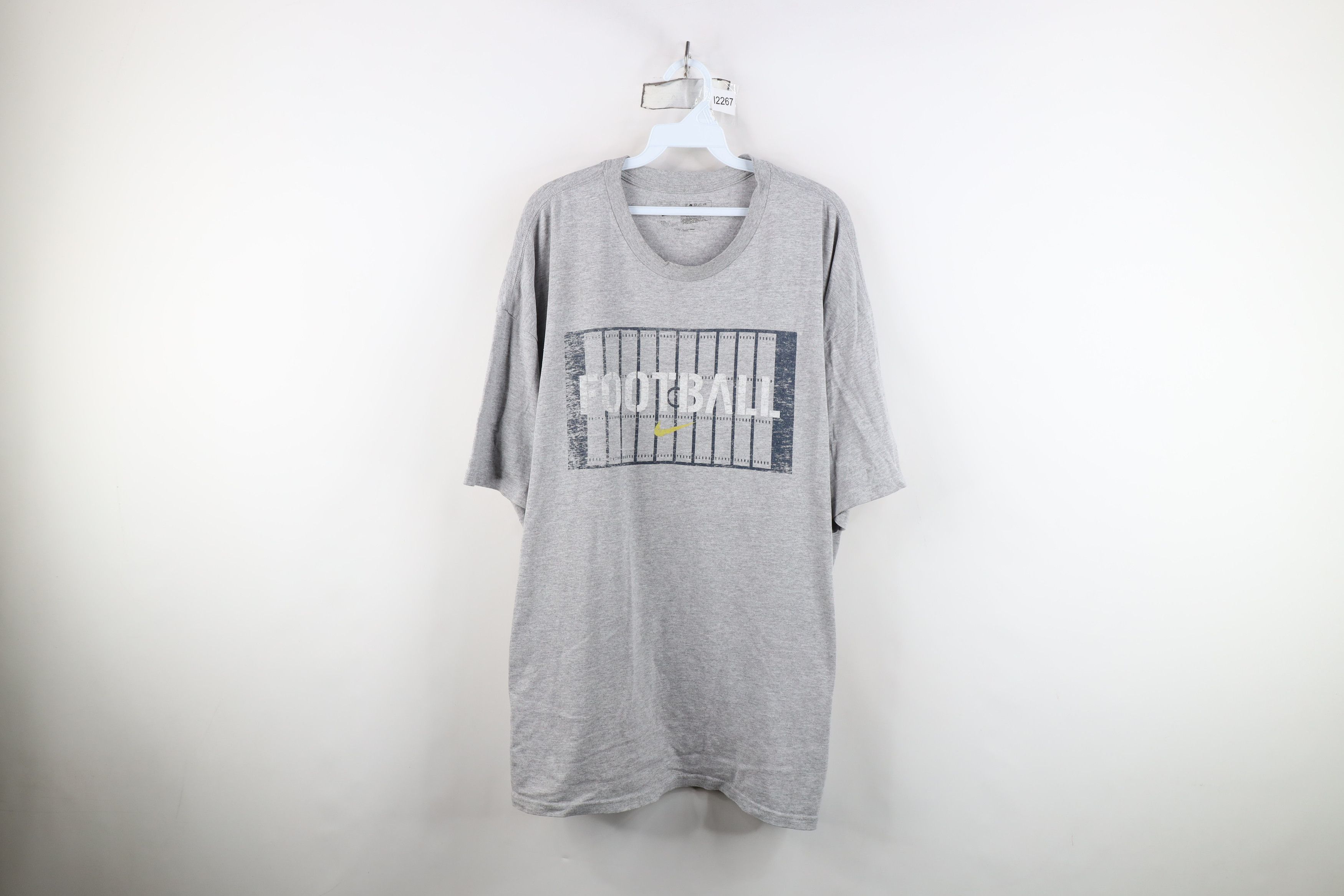 Nike Vintage Y2K Nike Scott Center Swoosh Football T-Shirt Gray Size US XXL / EU 58 / 5 - 1 Thumbnail