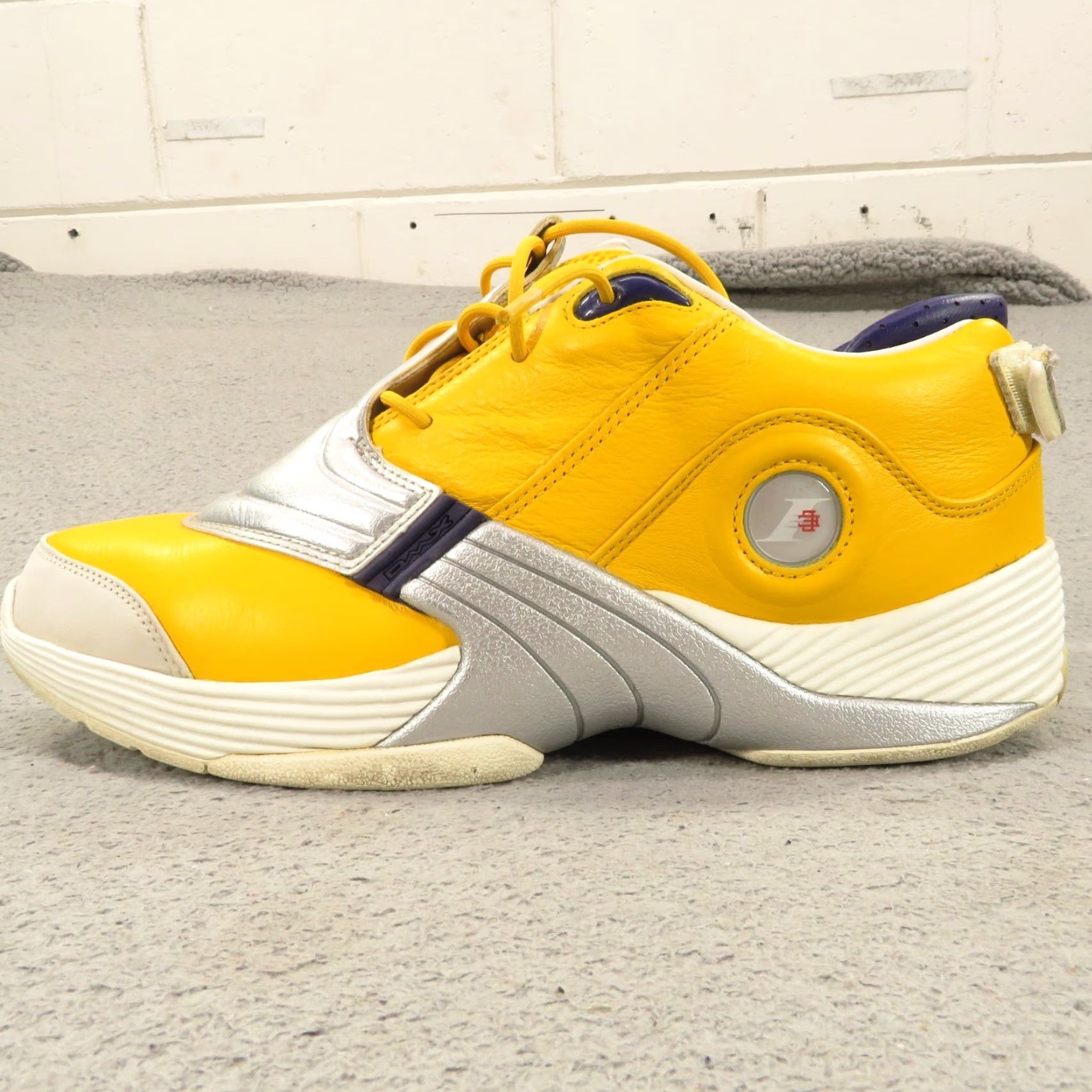 Reebok VINTAGE Reebok Answser V Mens 9 Allen Iverson Eric Emmanuel Collab Silver Y2K Sneakers Size US 9 / EU 42 - 7 Thumbnail