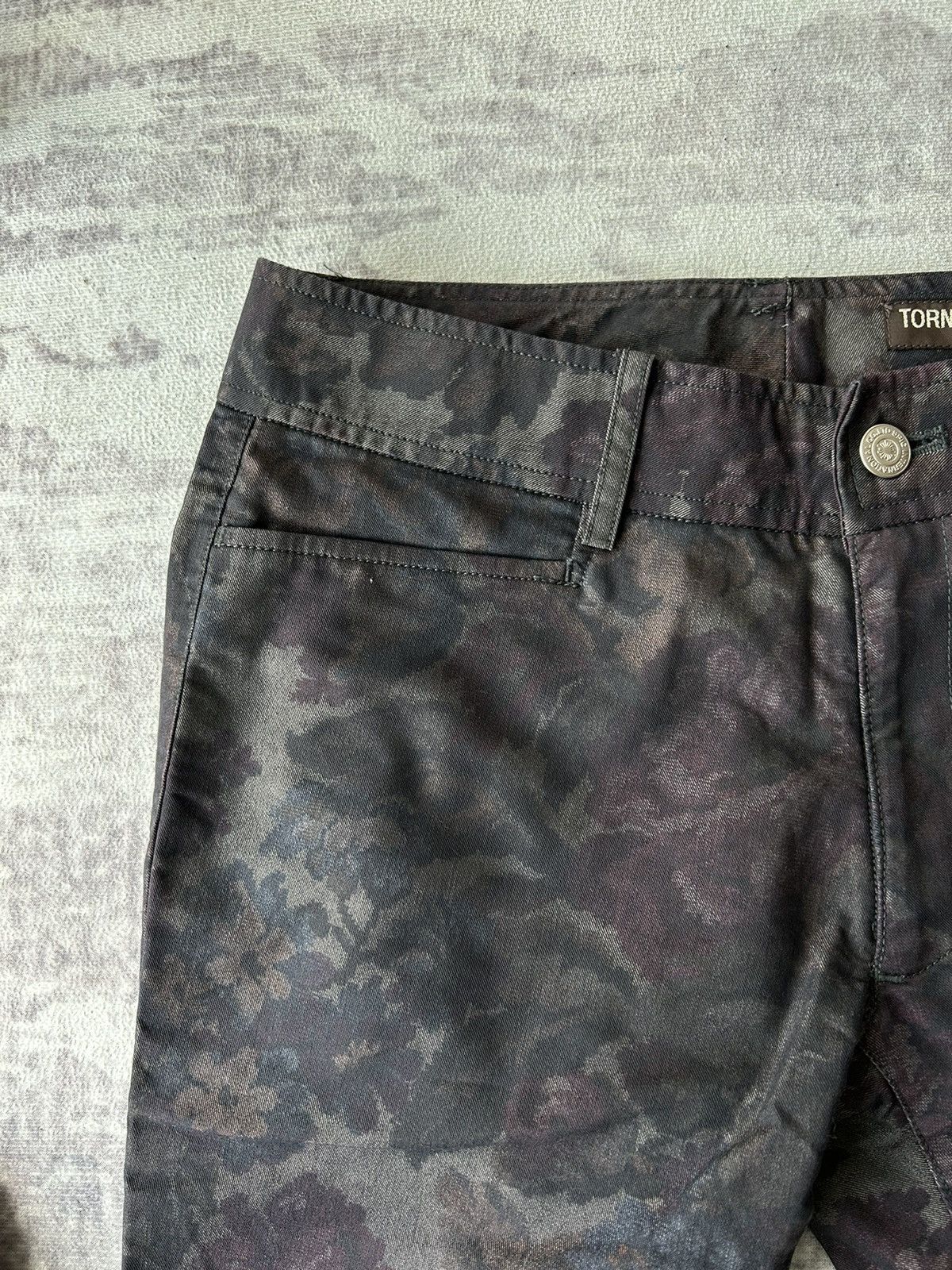 Tornado Mart Tornado Mart Flower Flared Pants Size US 27 - 6 Thumbnail