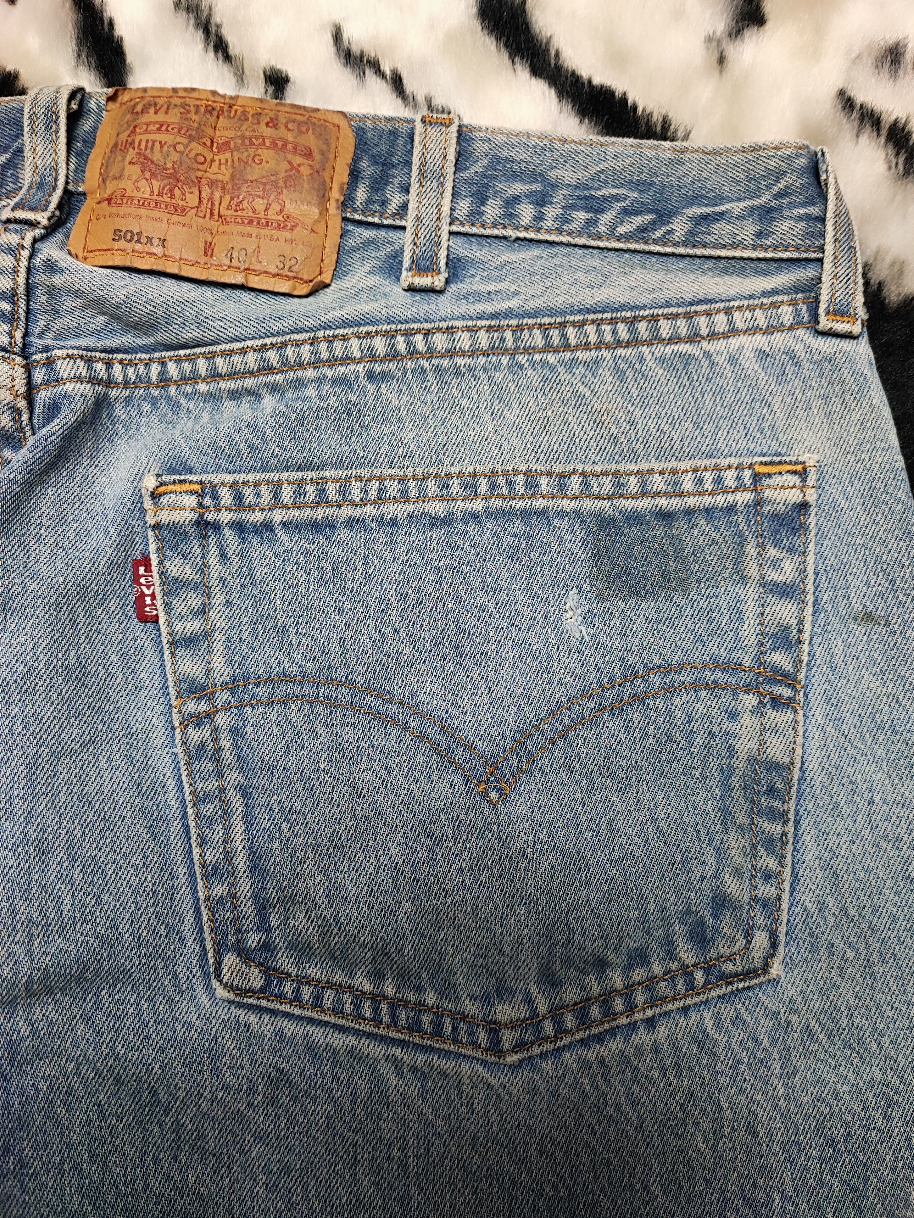 Levi's Vintage Clothing Vintage Levis 501xx Fly Button Jeans Size US 37 - 10 Thumbnail
