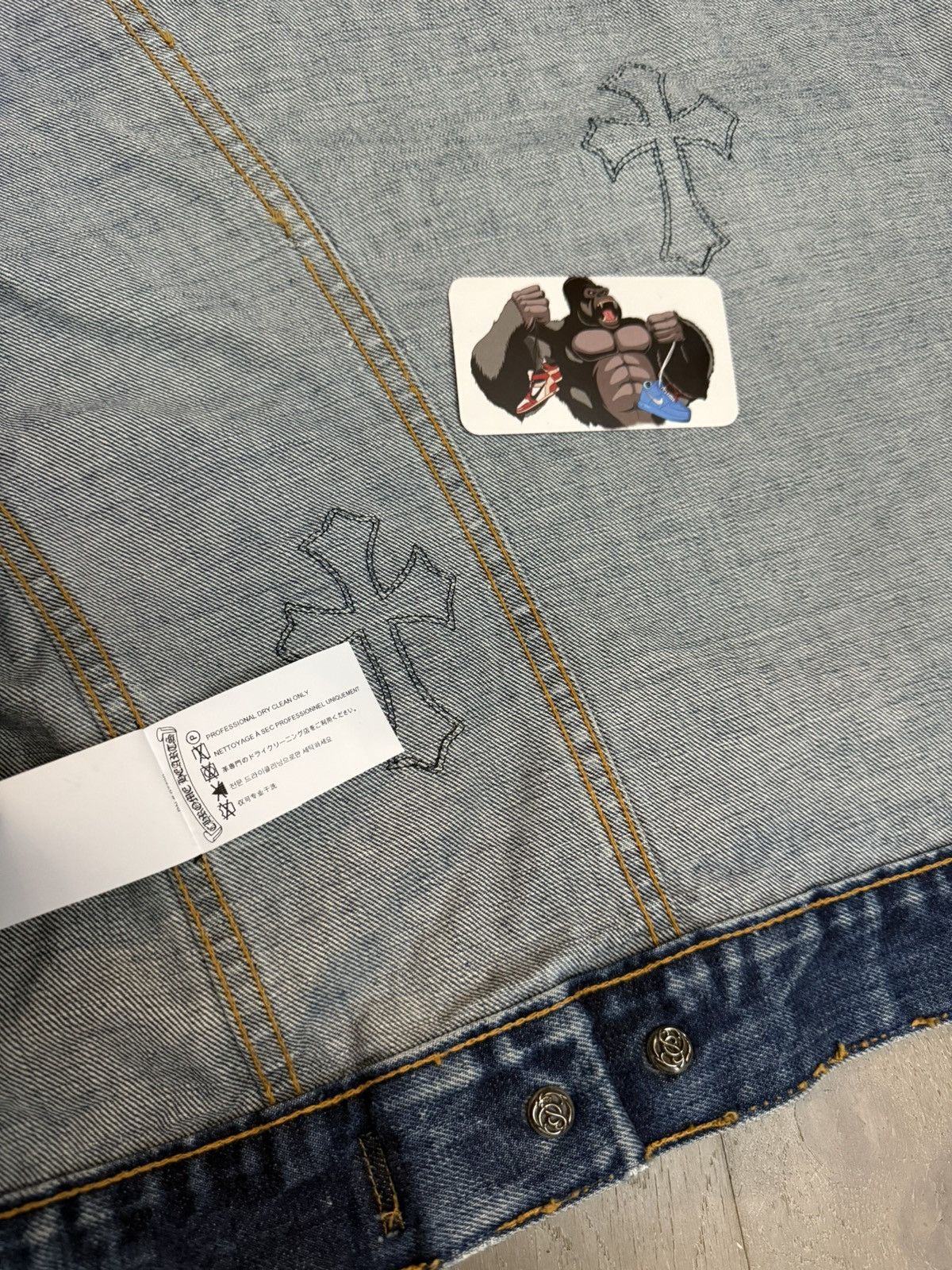 Chrome Hearts Chrome Hearts Levi's Cross Patch Type-3 Denim Trucker Jacket Size US L / EU 52-54 / 3 - 9 Thumbnail