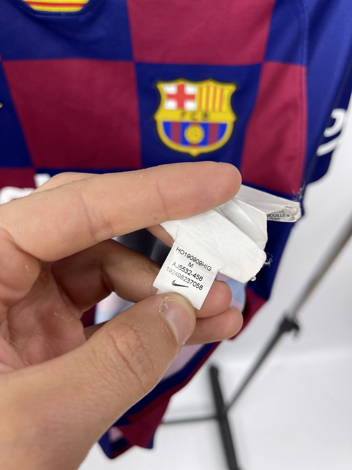 Nike Nike FC Barcelona Soccer Home Short Jersey 2019/2020 Size M Size US M / EU 48-50 / 2 - 8 Thumbnail