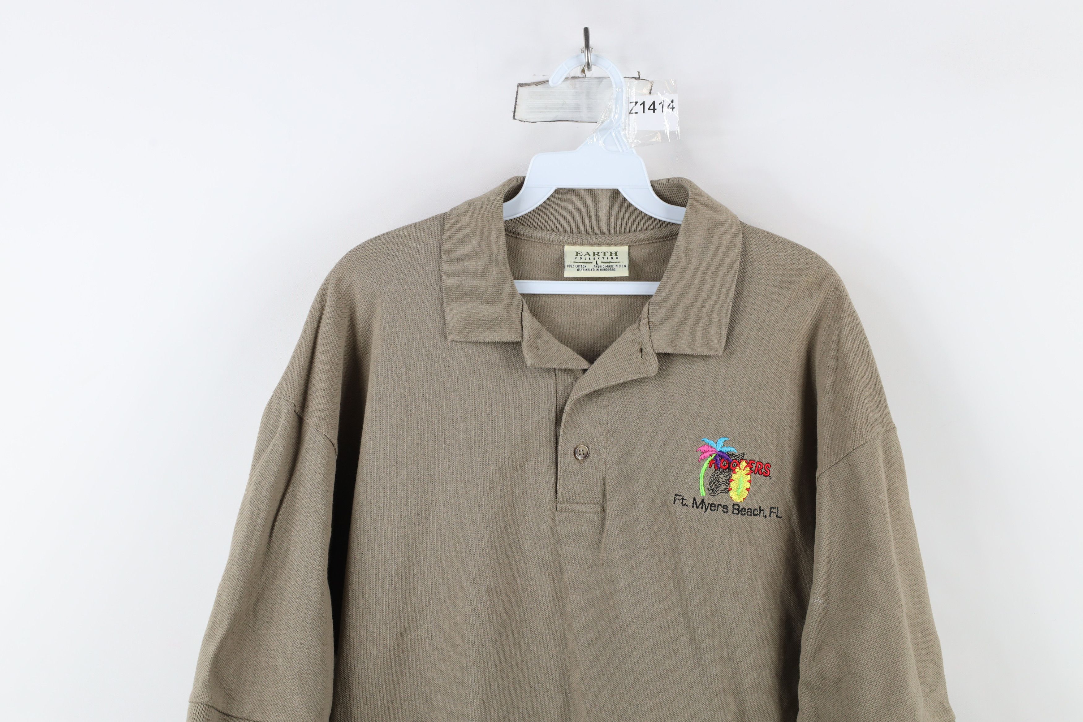 Vintage Vintage 90s Hooters Spell Ft Myers Beach Polo Shirt Beige Size US L / EU 52-54 / 3 - 2 Thumbnail