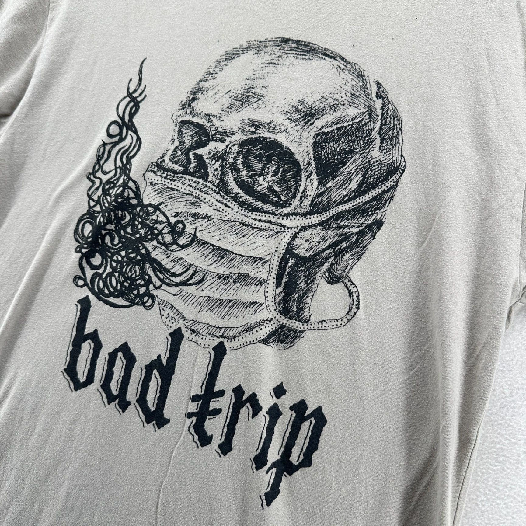 Vintage Bad Trip T-Shirt Gray Men's Short Sleeve Crew Neck Easy Care Pullover M Size US M / EU 48-50 / 2 - 2 Thumbnail