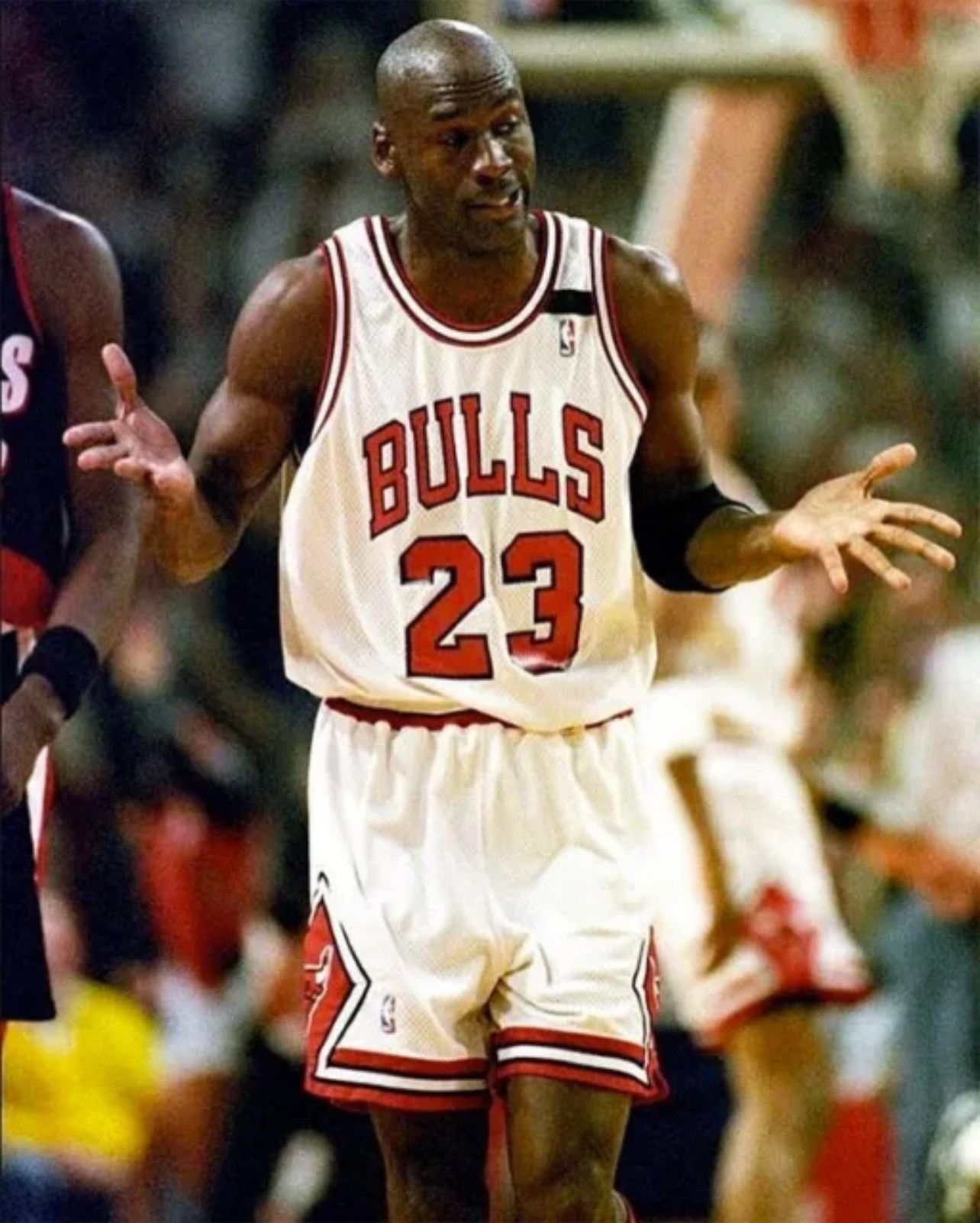 Mitchell & Ness Michael Jordan Chicago Bulls Mitchell & Ness 1991-92 Jersey Size US S / EU 44-46 / 1 - 6 Thumbnail
