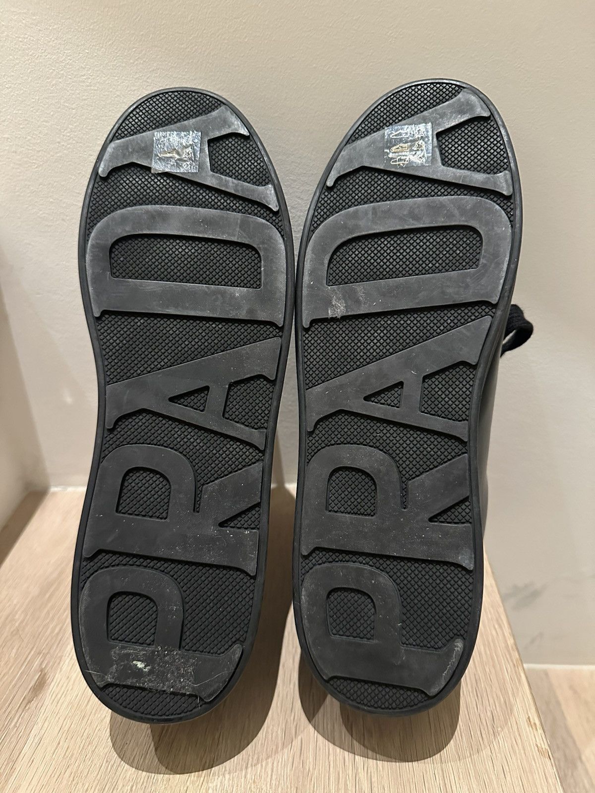 Prada $650 Prada Leather Low-Top Sneakers Black Size 39 US 8 Size US 8 / IT 38 - 2 Thumbnail