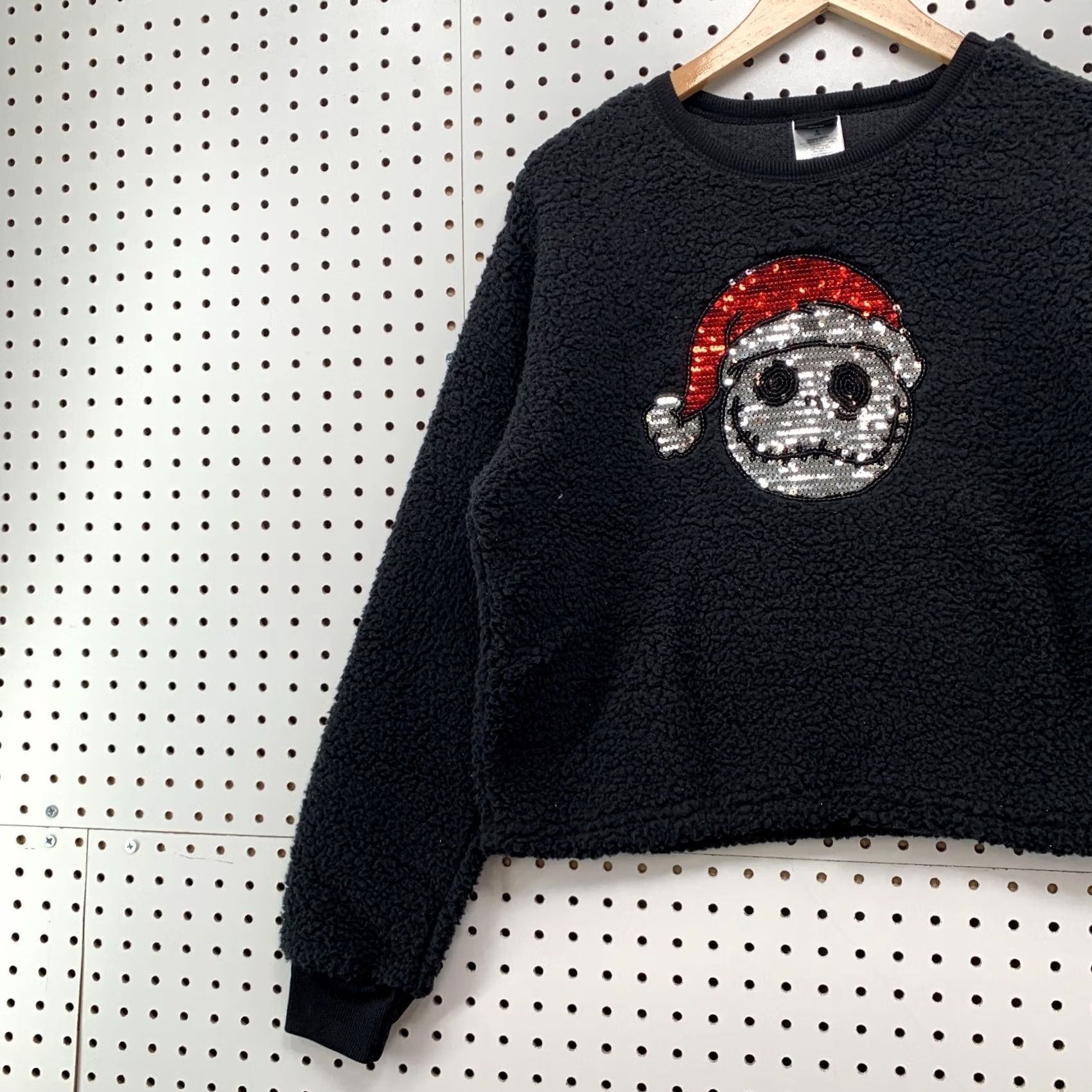 Disney Disney Nightmare Before Christmas Fleece Sherpa Sweater Womens Medium 21x22 Black Crew Neck Pullover Christmas Toys & Games Disney Princesses Womens Size M / US 6-8 / IT 42-44 - 3 Thumbnail