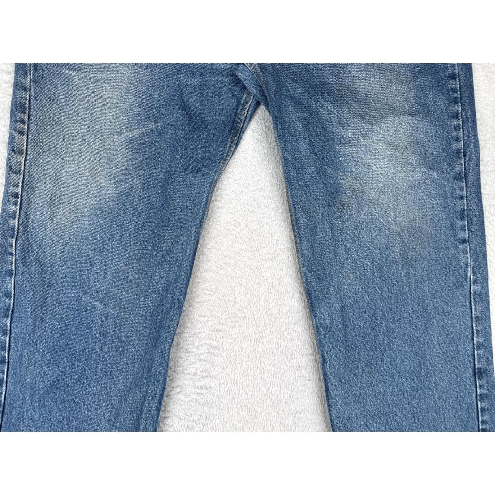 Carhartt VINTAGE Carhartt Jeans Mens 44x32 Blue Relaxed Straight Leg Workwear Medium Wash Size US 44 / EU 60 - 3 Thumbnail