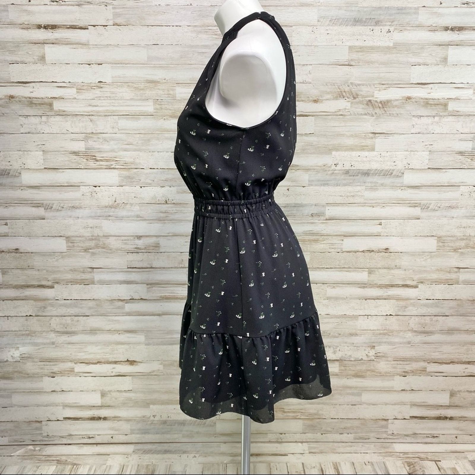 Aritzia Aritzia Wilfred Effet Halter Dress Sz XS Black Floral Ruffle Size XS / US 0-2 / IT 36-38 - 6 Thumbnail