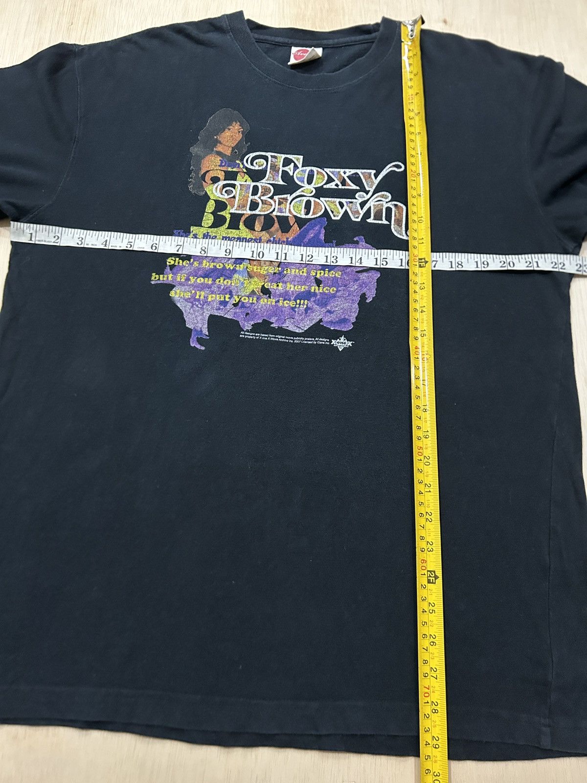 Vintage Vintage 2007 Foxy Brown 1974 Movie Tee Size US L / EU 52-54 / 3 - 8 Thumbnail
