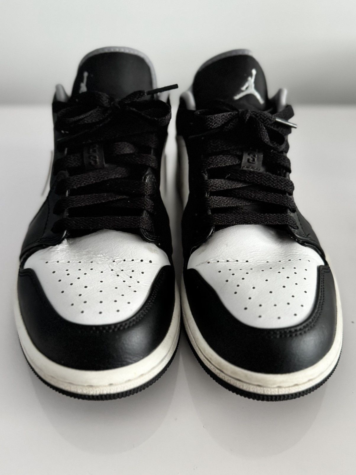 Nike Jordan 1 Low Black Particle Grey White Size 9 Size US 9 / EU 42 - 3 Thumbnail
