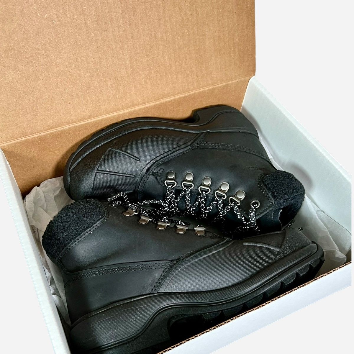 Wolverine Wolverine Women’s Waterproof Black Leather Winter Boot 5.5 Size US 5.5 / IT 35.5 - 4 Thumbnail