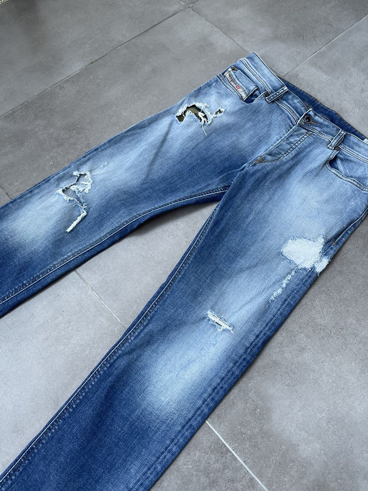 Diesel Diesel SLEENKER Distressed Multi Indigo Denim Pants Size US 31 - 13 Thumbnail