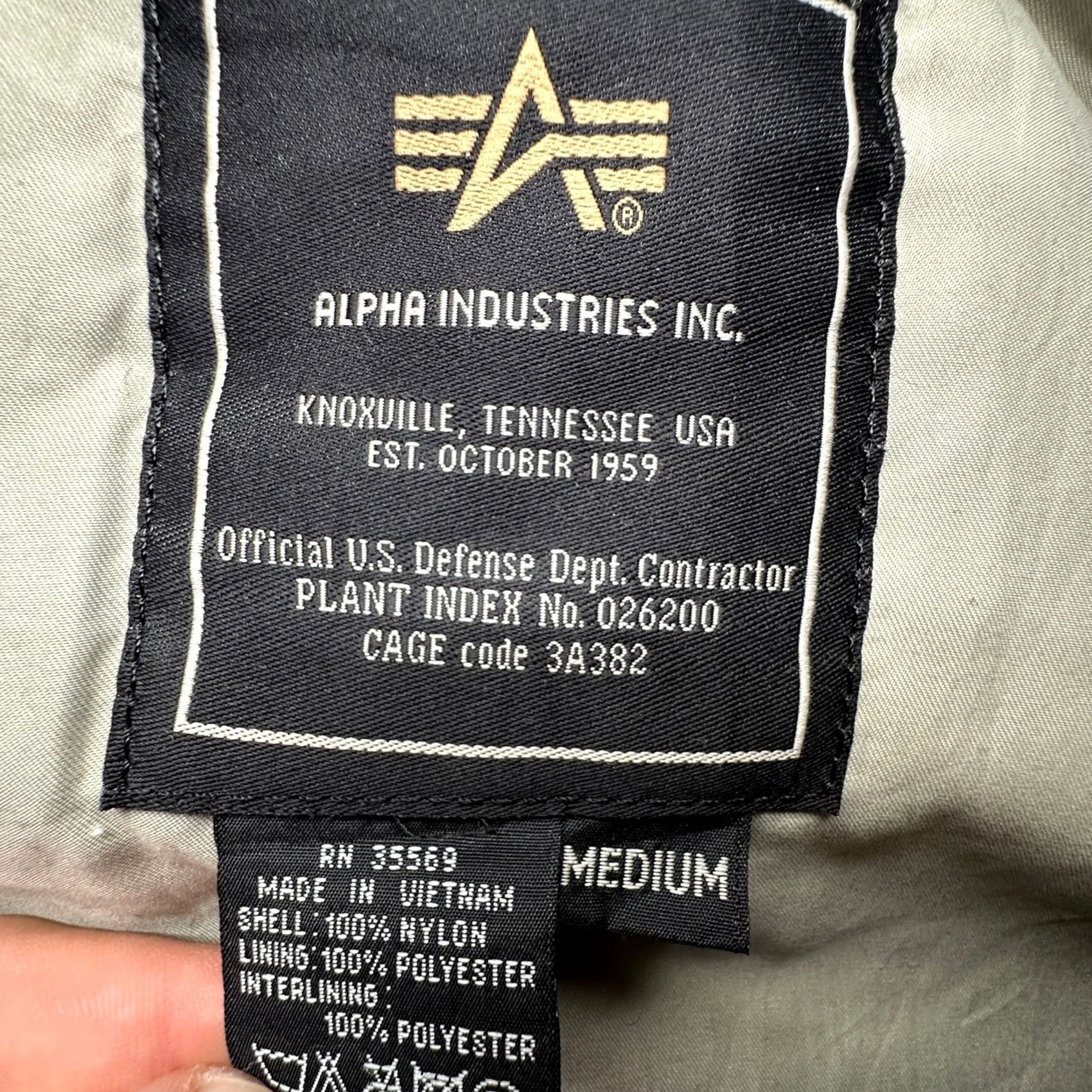 Alpha Industries Alpha Industries CWU 45/P Bomber Jacket Mens Medium Gray MA-1 Flight Insulated Size US M / EU 48-50 / 2 - 3 Thumbnail