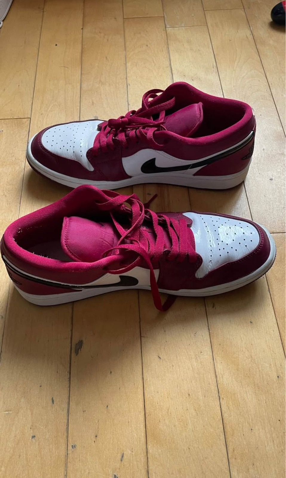 Jordan Brand Air Jordan 1 Low Noble Red Size US 10.5 / EU 43-44 - 6 Thumbnail