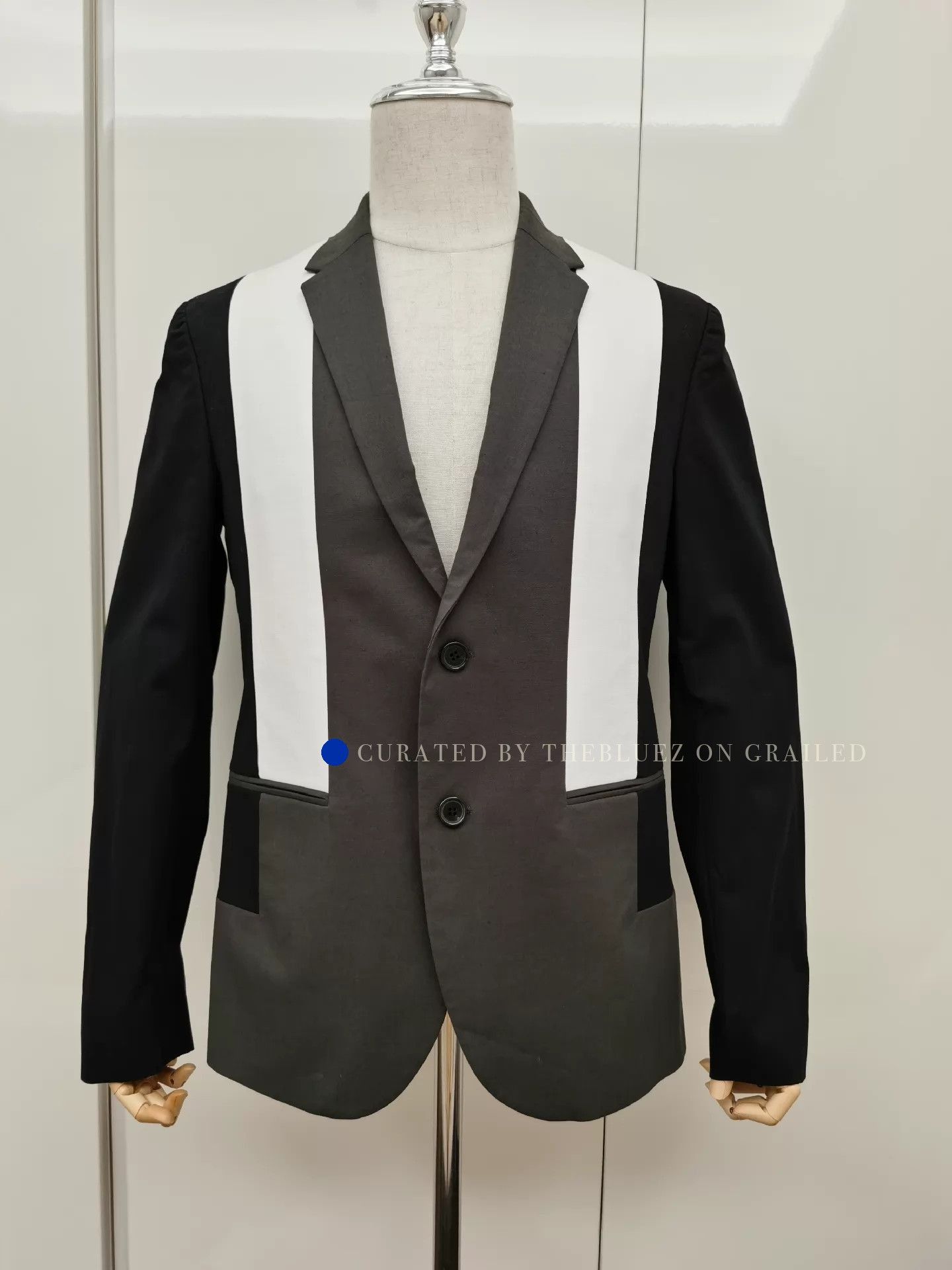 Neil Barrett Sleek Black Runway Suit Blazer Size US M / EU 48-50 / 2 - 1 Thumbnail