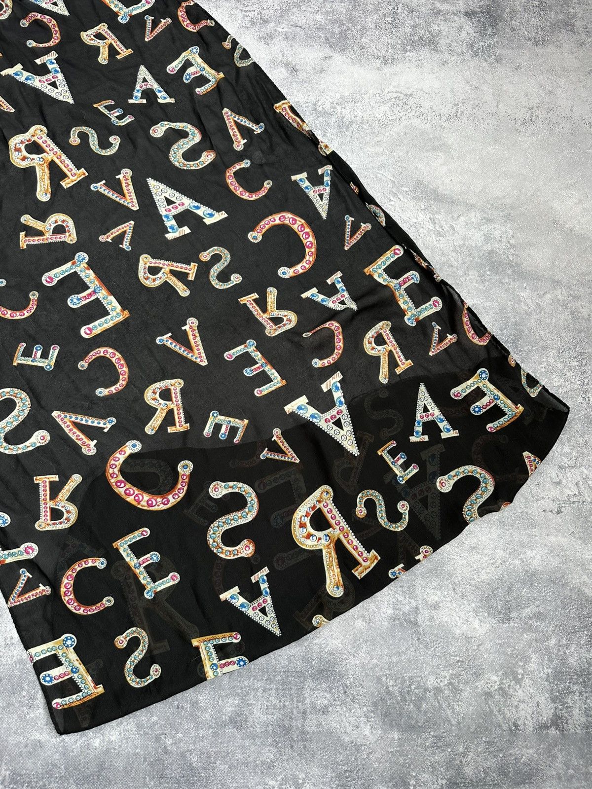 Versace Versace Vintage Silk Monogram Handkerchief Scarf Neckwear Size ONE SIZE - 8 Thumbnail