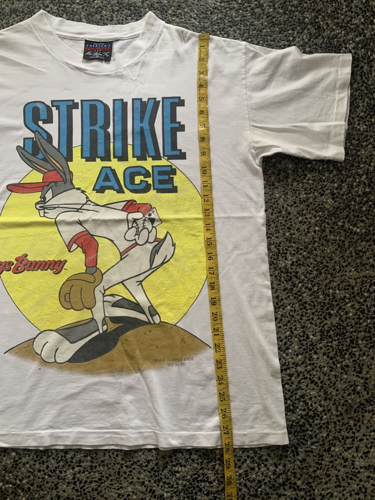 Vintage × Warner Bros Vintage 90s Bugs Bunny Warner Bros T shirt Size US L / EU 52-54 / 3 - 11 Thumbnail