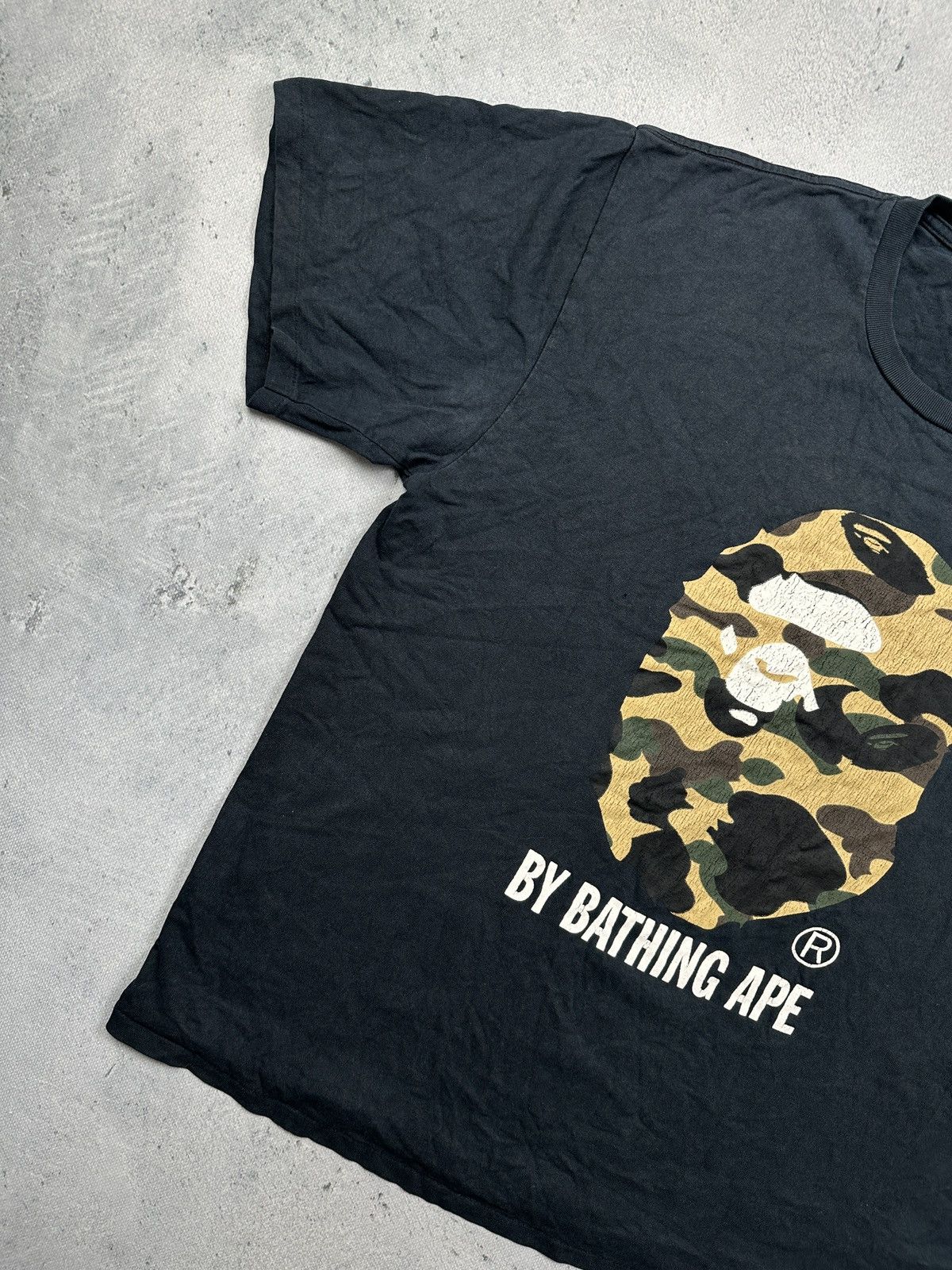 Bape Bape 1st Camo Big Ape By Bathing Rare Vintage Tee Size US XXL / EU 58 / 5 - 2 Thumbnail