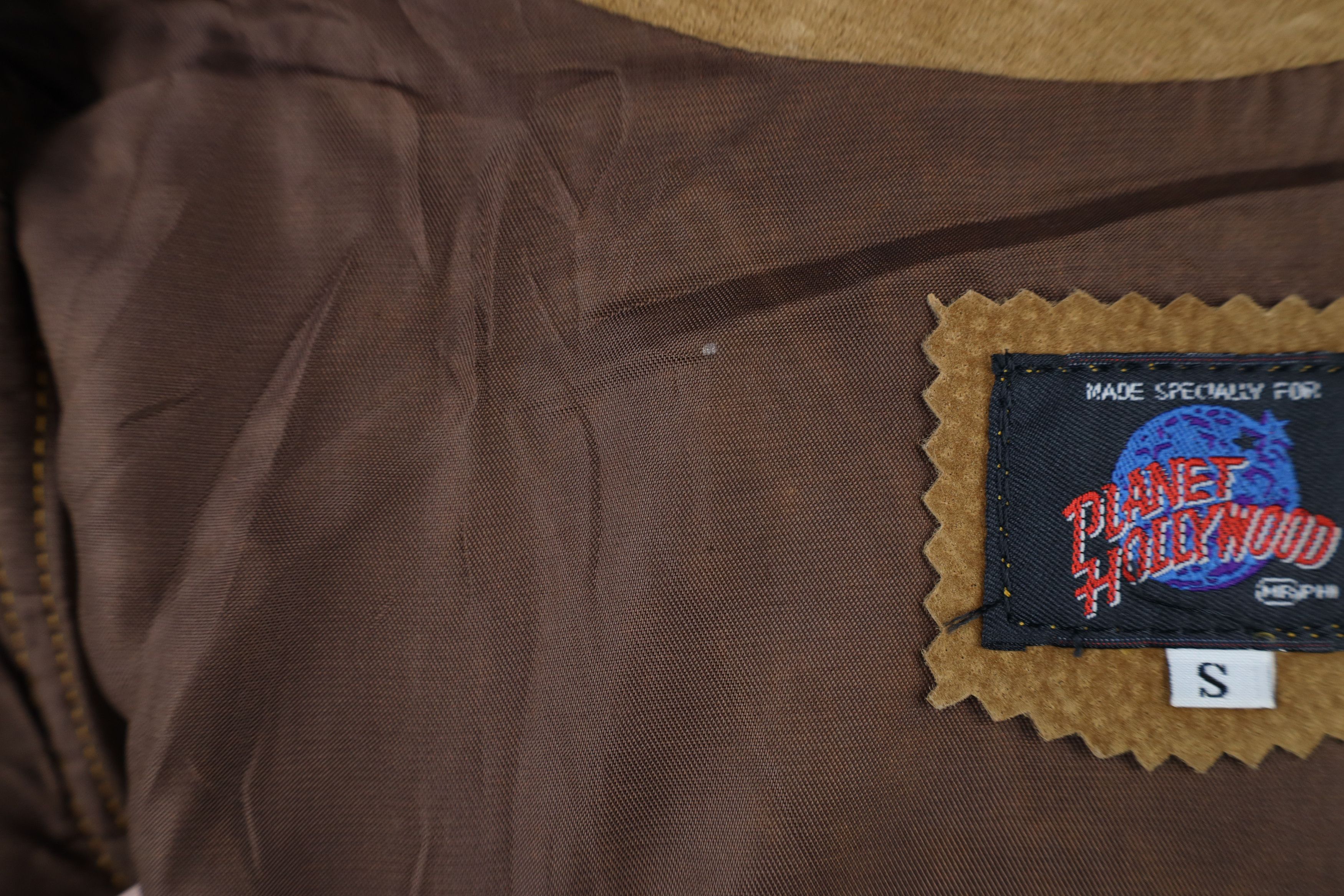 Vintage Vintage 90s Planet Hollywood Cancun Buckle Back Leather Vest Size US S / EU 44-46 / 1 - 11 Thumbnail