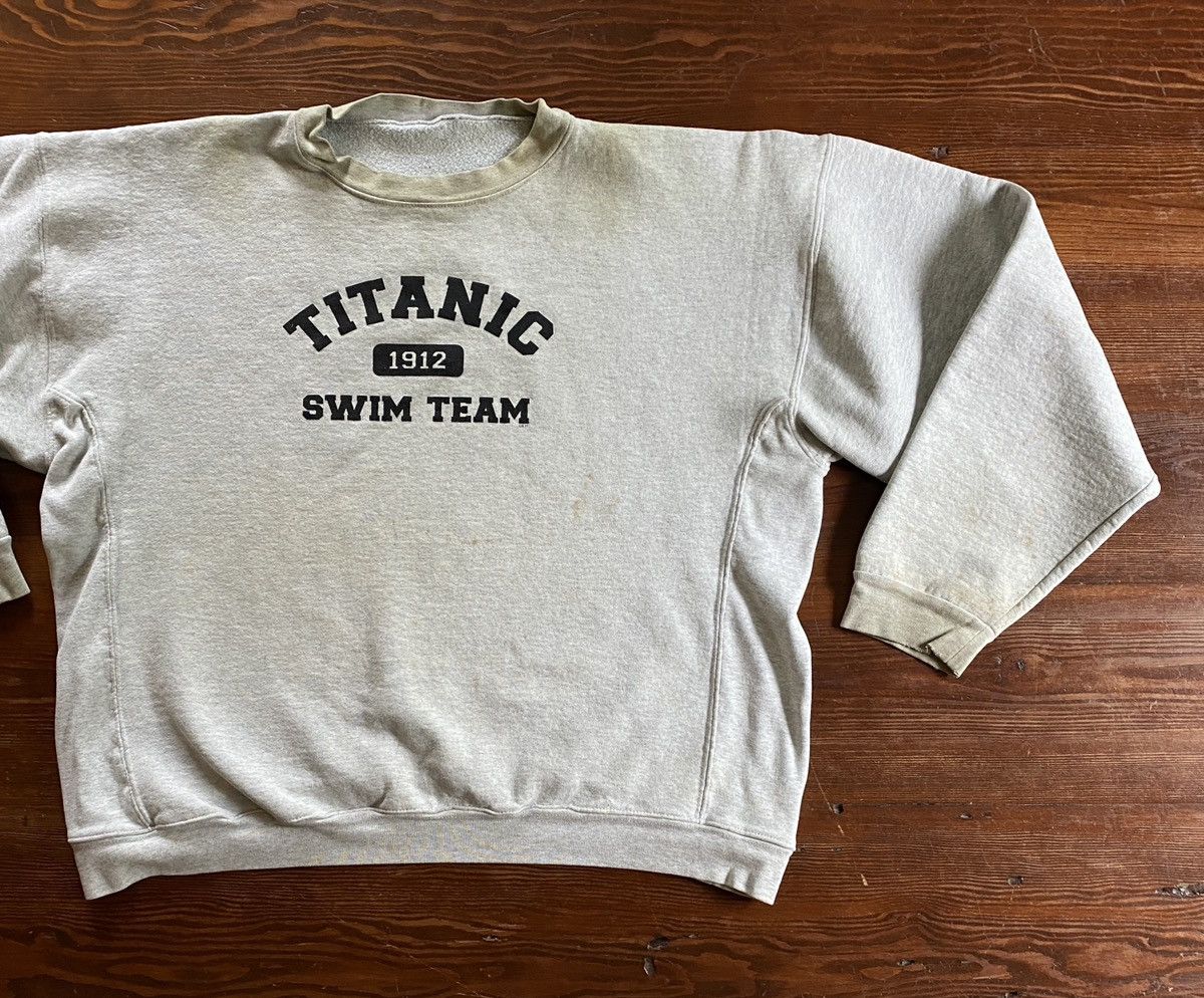 Vintage Vintage 90’s Titanic Swim Team Crop Crewneck Sweatshirt Size US XL / EU 56 / 4 - 1 Thumbnail