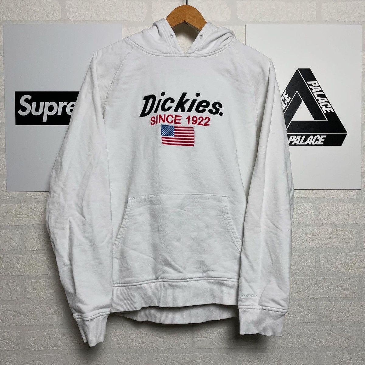 Dickies Rare Vintage Hoodie Dickies Big Logo Y2K style USA Skater Size US M / EU 48-50 / 2 - 1 Thumbnail