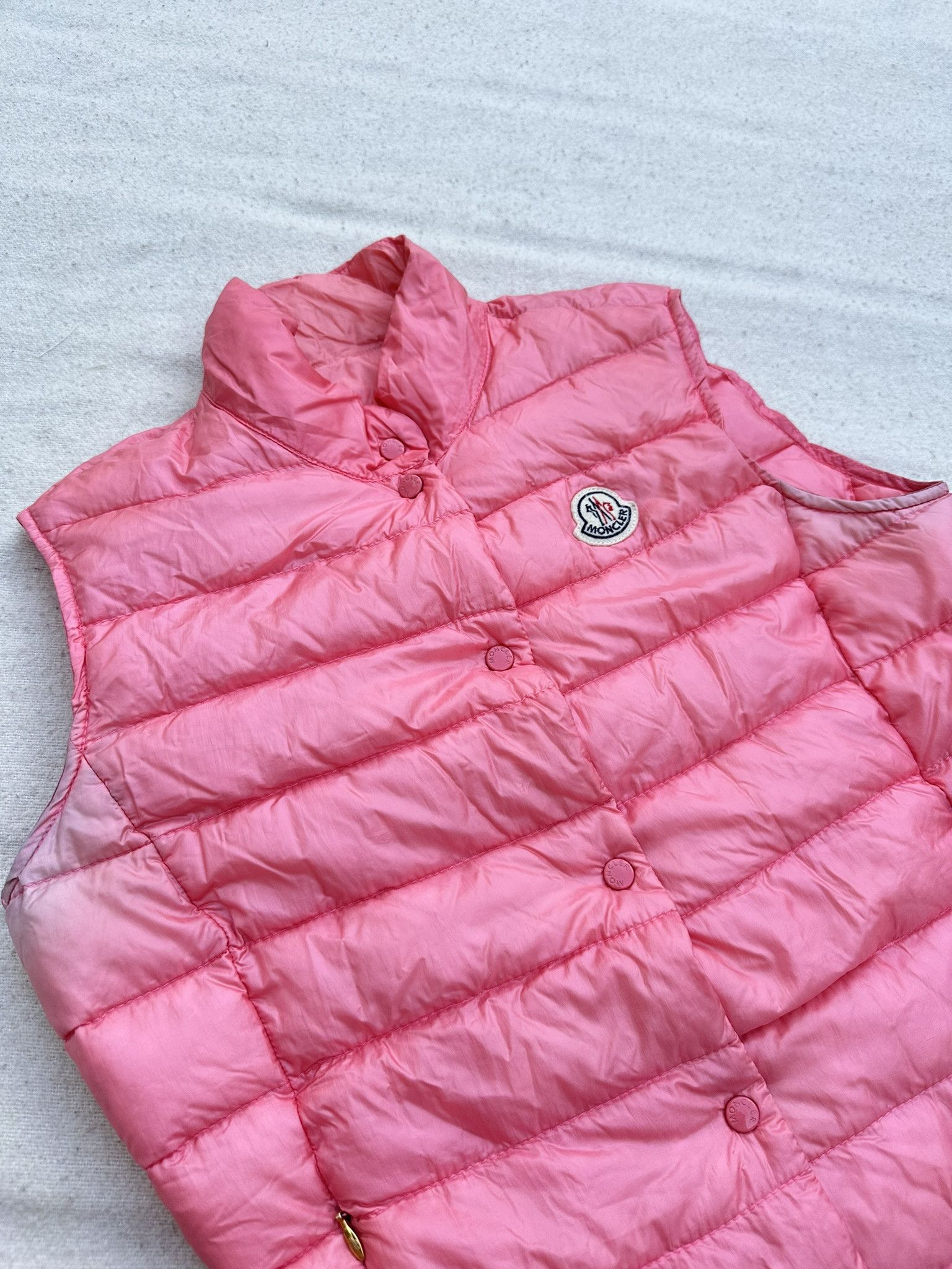 Moncler Moncler Vest Jacket Coral Pink Patch Logo Buttoned Size S / US 4 / IT 40 - 9 Thumbnail