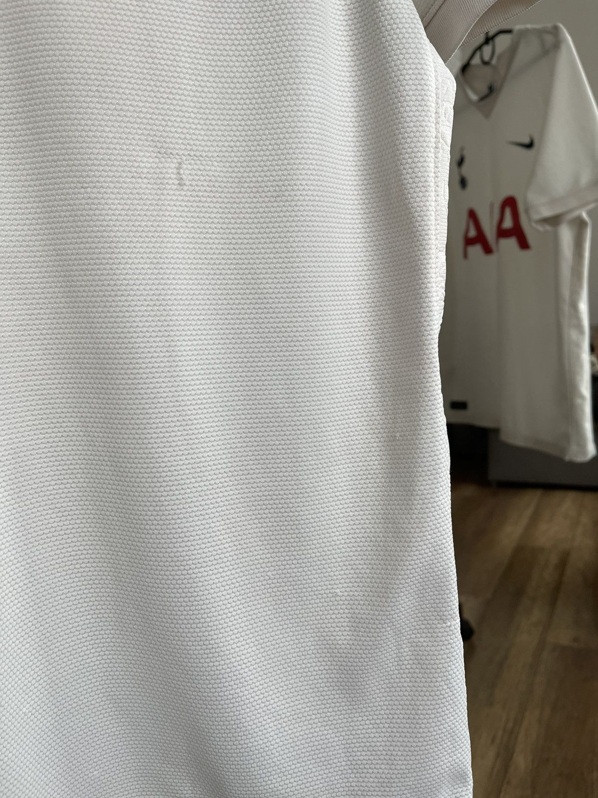 Nike 2021/2022 Nike Tottenham Hotspur Soccer Jersey T-Shirt Tee Size US M / EU 48-50 / 2 - 21 Thumbnail