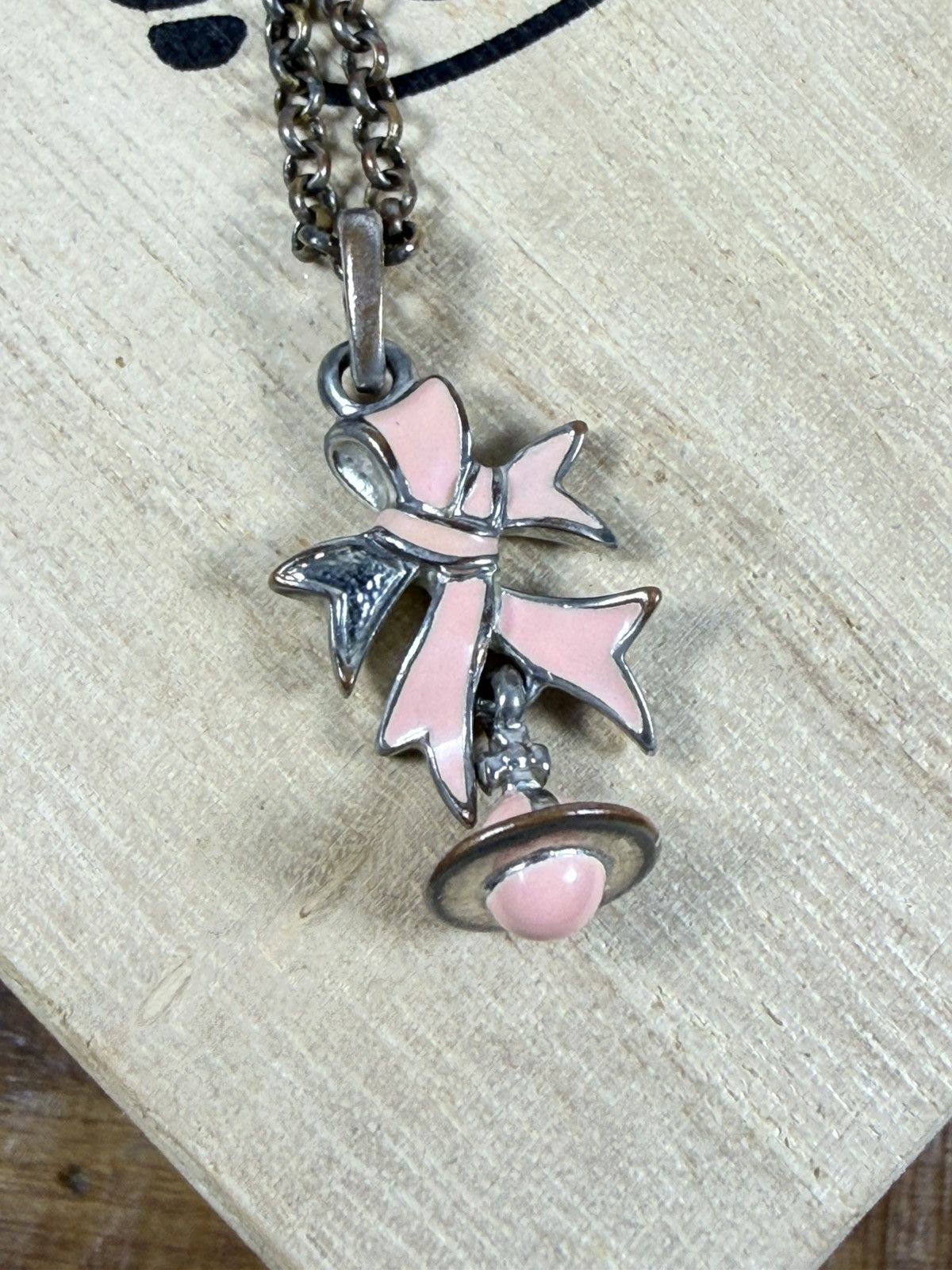 Vivienne Westwood Vivienne Westwood Small Ribbon Pendant Necklace Pink Size ONE SIZE - 8 Thumbnail