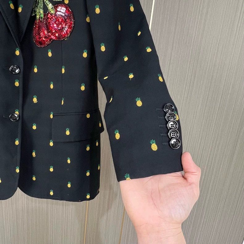 Gucci Gucci Cherry sequin pineapple embroidered suit 2504-Nextarr Size S / US 4 / IT 40 - 4 Thumbnail