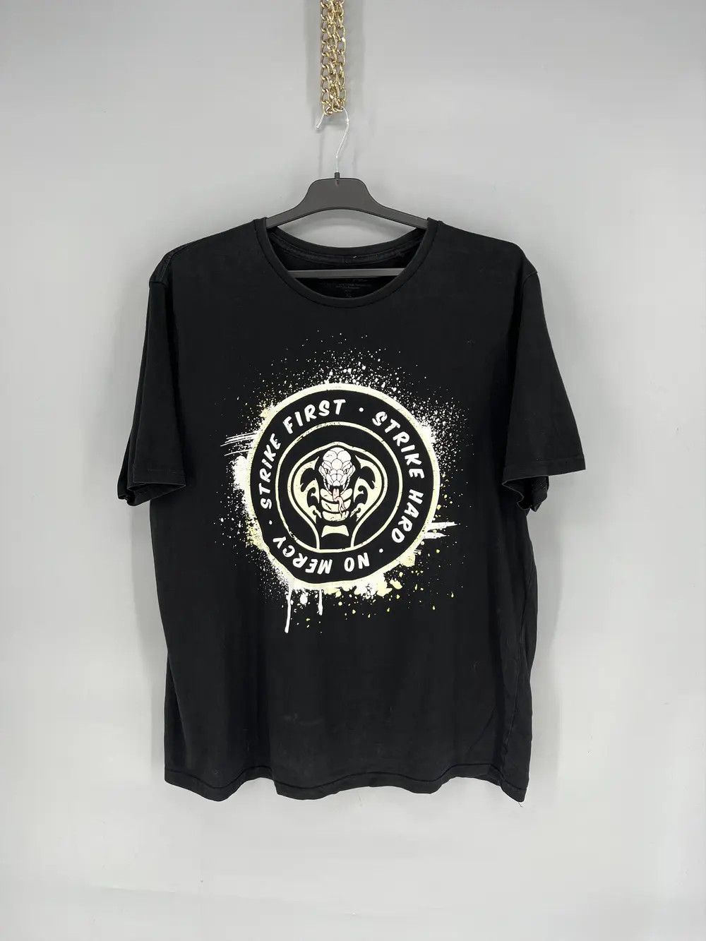 Vintage Vintage Cobra Kai The Karate Kids Movie Tv Series Tee Size US XL / EU 56 / 4 - 1 Thumbnail