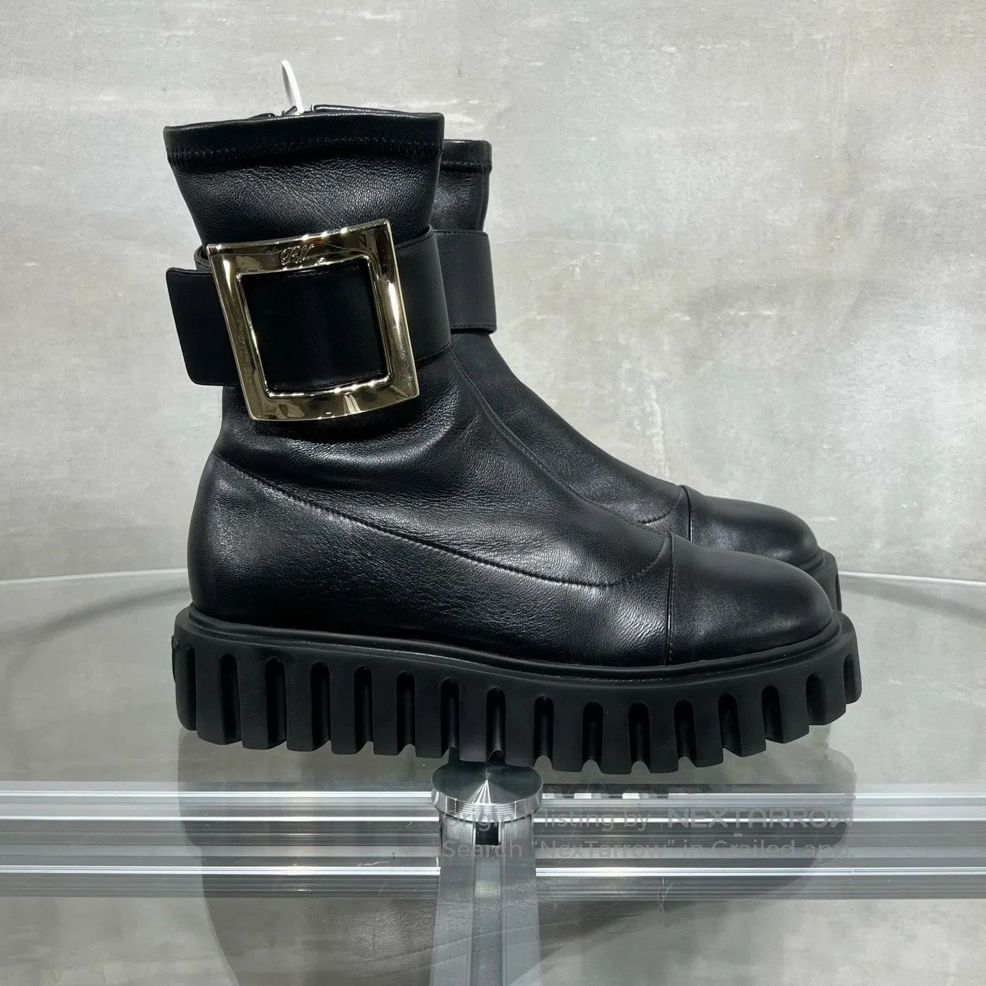 Roger Vivier Roger Vivier Metal buckle, sheepskin short boots Size US 4.5 / IT 34.5 - 4 Thumbnail