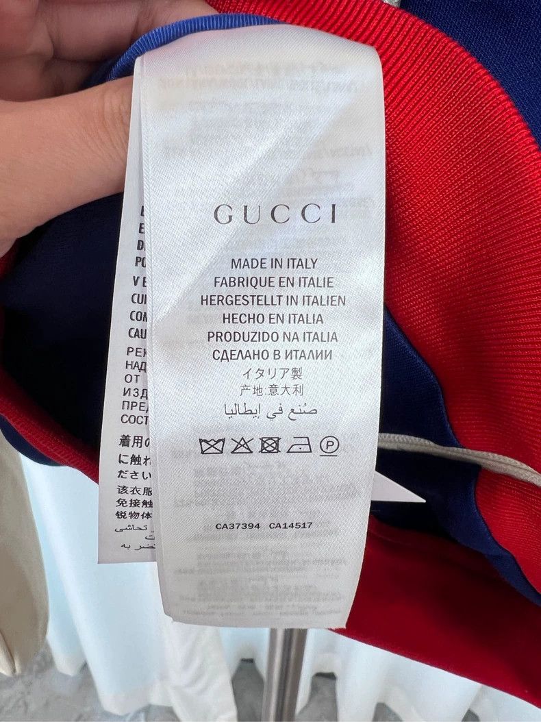 Gucci Gucci Cherry string label jacket 2504-Nextarrow Size US S / EU 44-46 / 1 - 6 Thumbnail