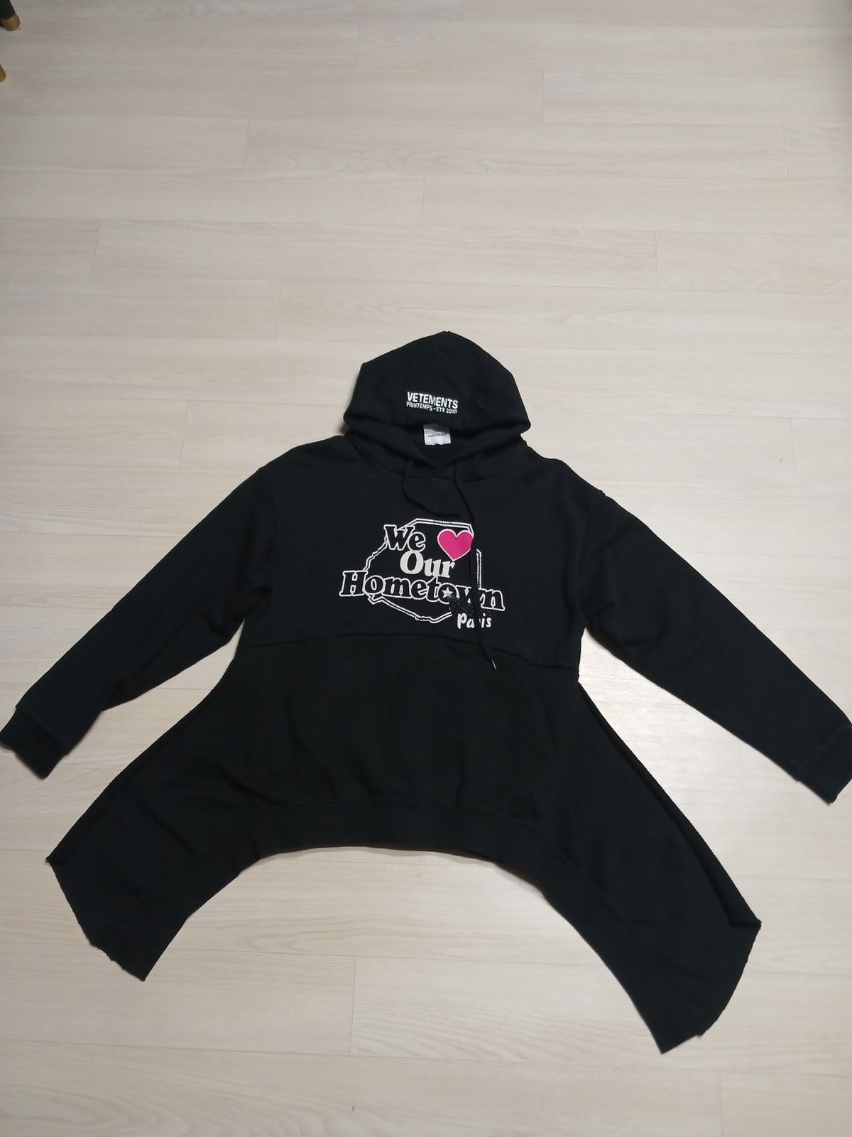 Vetements Vetements We Love Our Hometown Hoodie in White | Grailed