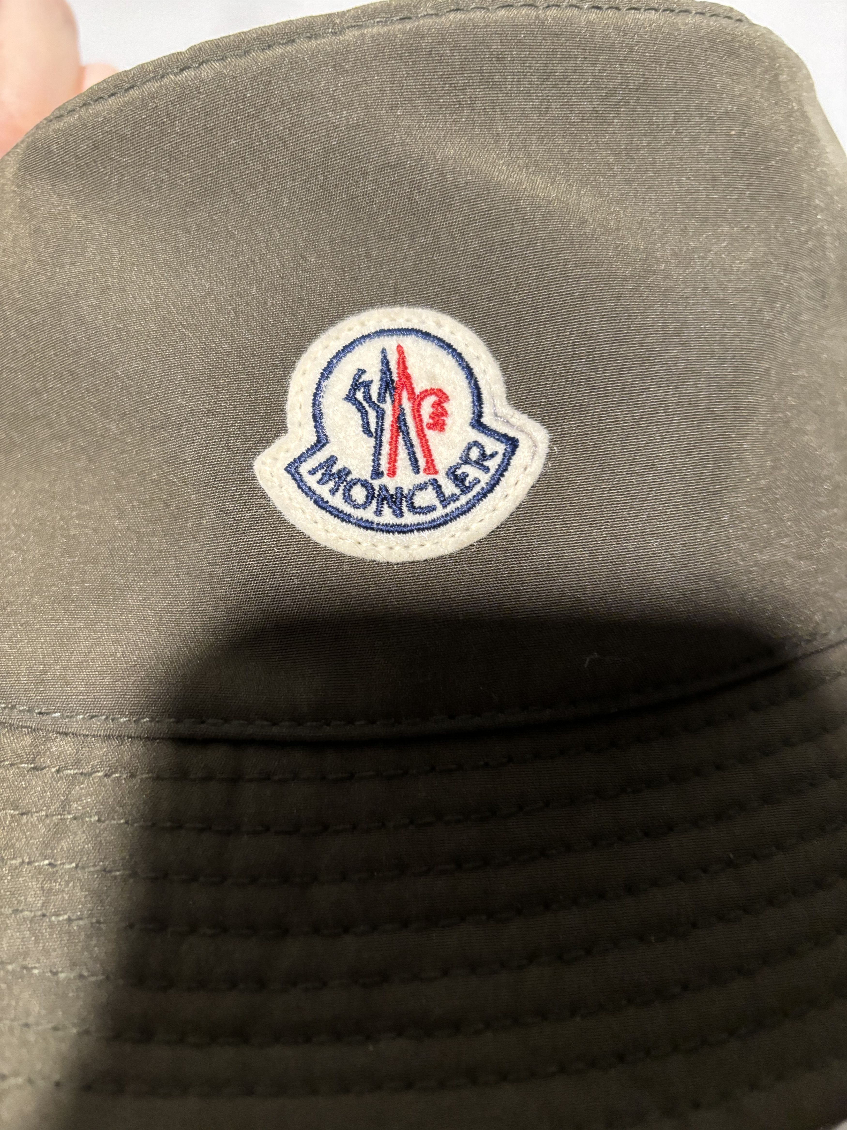 Moncler Size L, mint condition with Tags. Size ONE SIZE - 3 Thumbnail