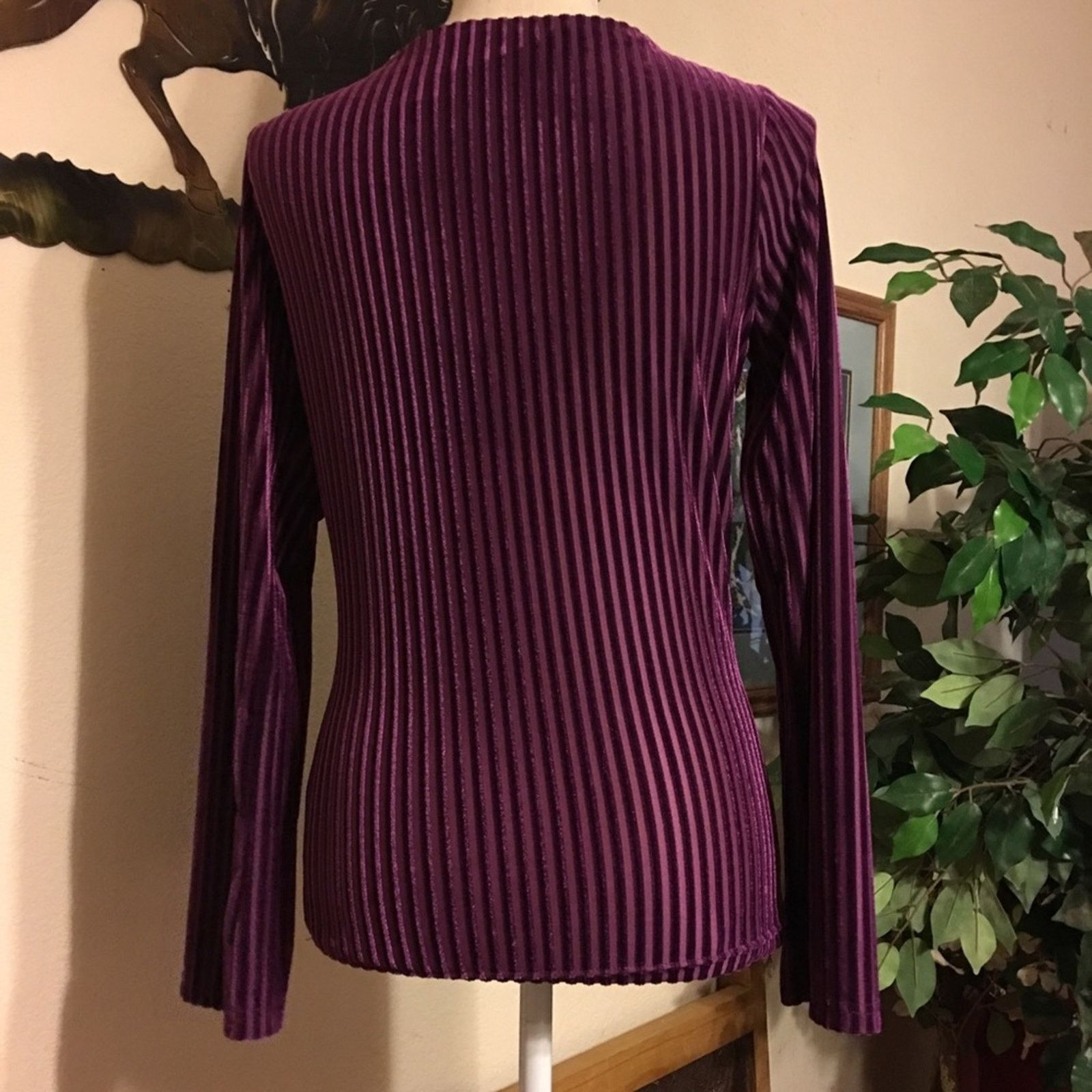 Other Moda international purple stretch velvet top S Size S / US 4 / IT 40 - 4 Thumbnail