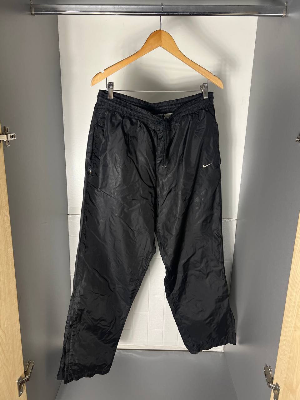 Nike VINTAGE NIKE NYLON RETRO SWEATPANTS DRILL SWOOSH Y2K 90s Size US 32 / EU 48 - 2 Thumbnail