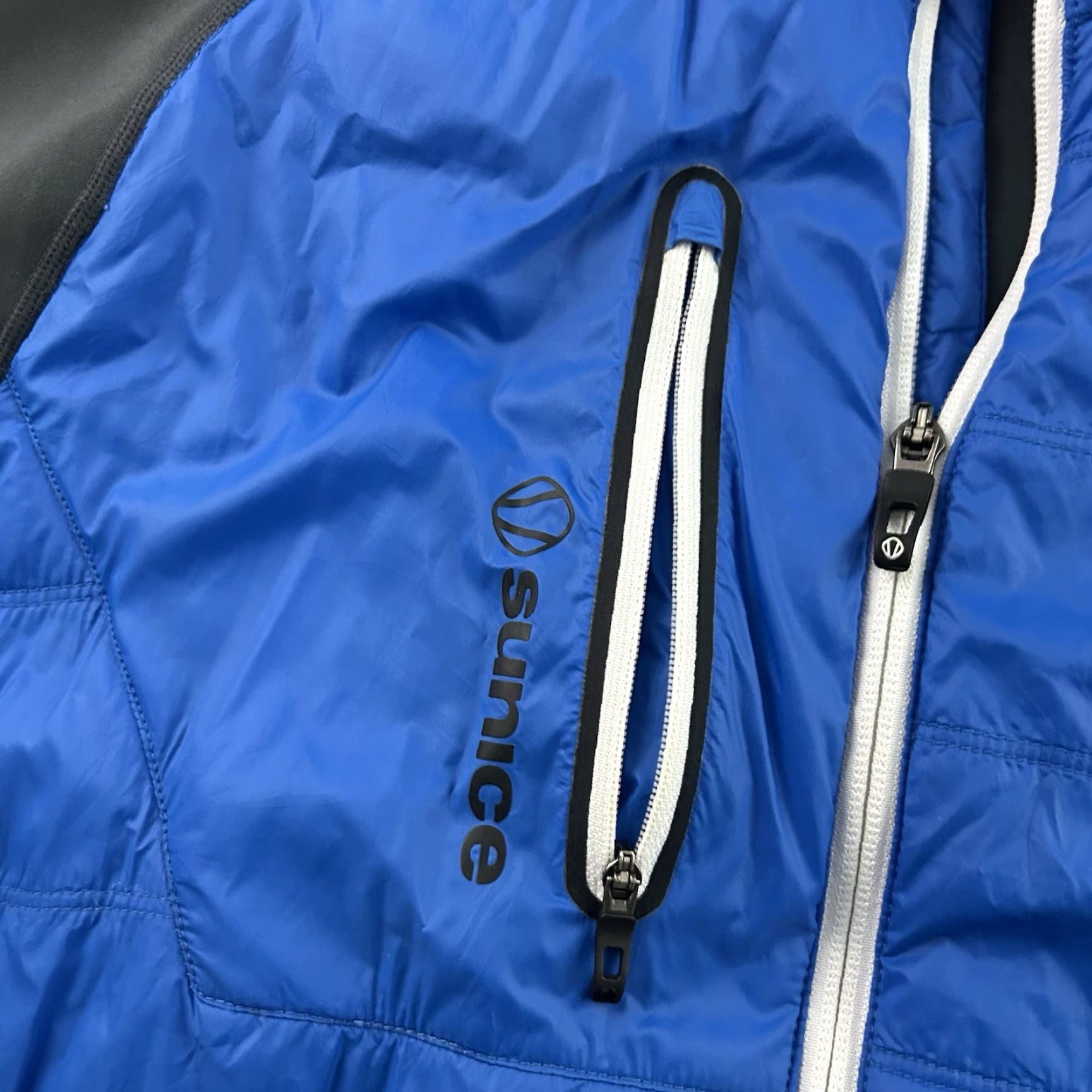 Vintage Sunice Huxley Thermal Hybrid Full Zip Golf Jacket Men L Gray Blue Jacket Mens Golf Full Zip Sunice Huxley Thermal Hybrid Gray Blue Size US L / EU 52-54 / 3 - 3 Thumbnail