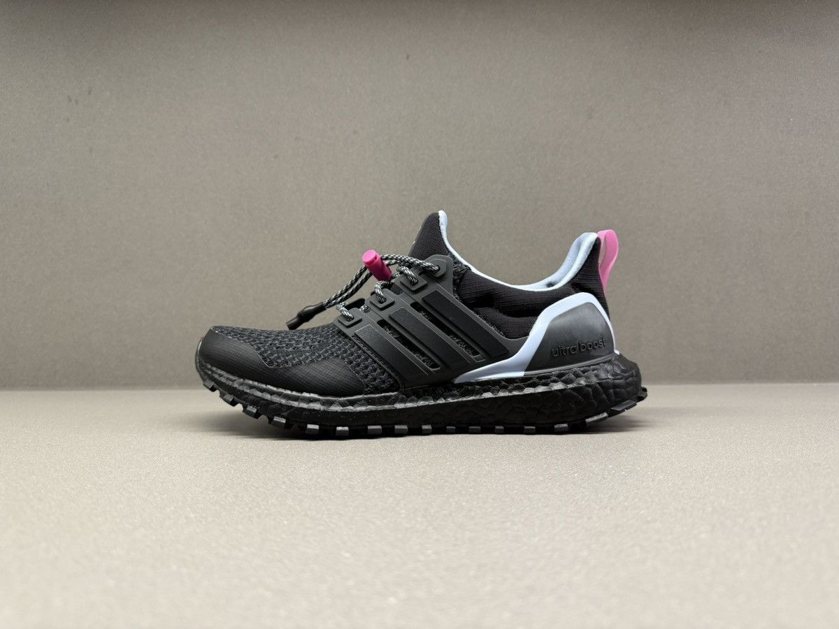 Adidas Adidas Ultra Boost 1.0 Toggle Lacing Black Blue Dawn Wmns Size US 6 / IT 36 - 6 Thumbnail