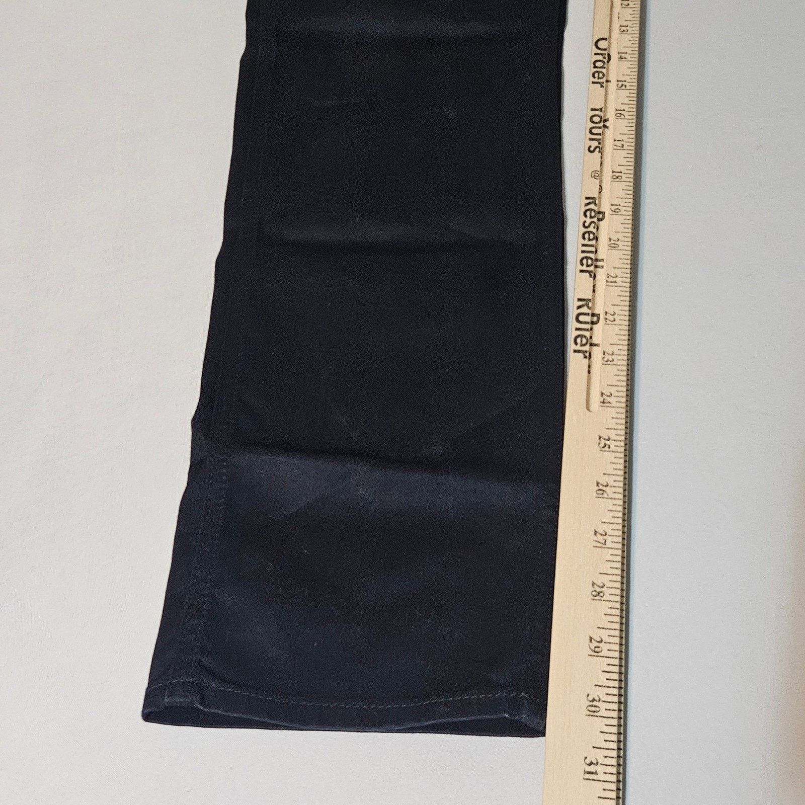 Hugo Boss BOSS Hugo Boss Mens Dark Jeans Finest Italian Fabric 33x30 Size US 33 - 6 Thumbnail
