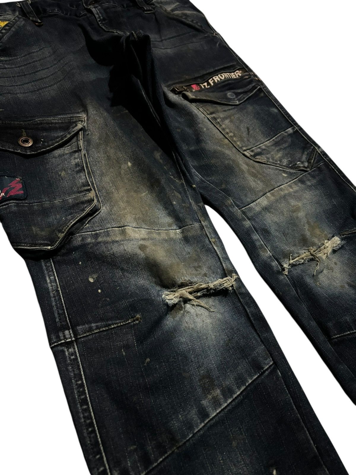 FRONTEER × Japanese Brand I’z Frontier Faded Season Distressed Multi Pocket Jeans Size US 31 - 3 Thumbnail