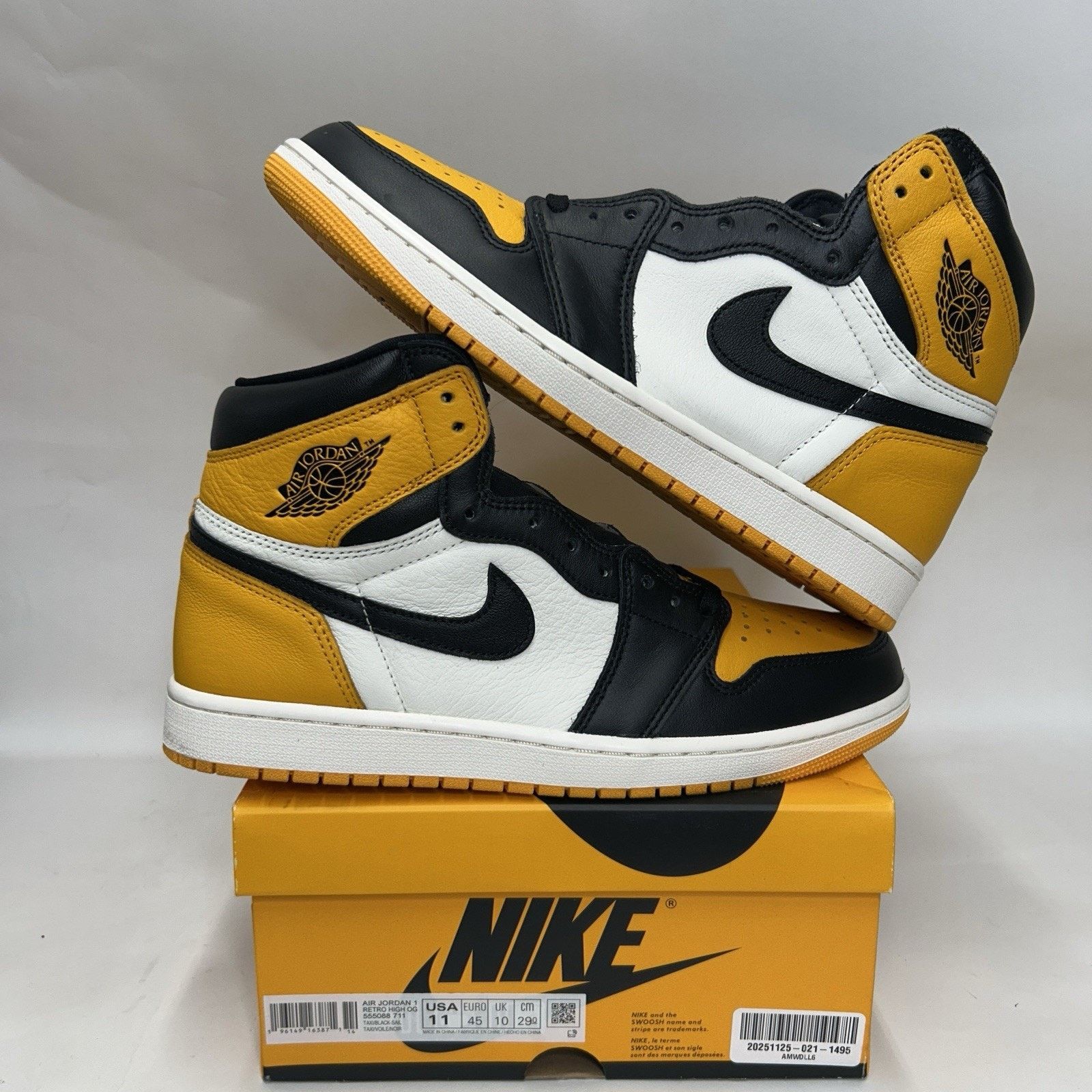 Jordan Brand Nike Air Jordan 1 Retro High OG “Taxi/Black-Sail” 555088-711 Size US 11 / EU 44 - 1 Thumbnail