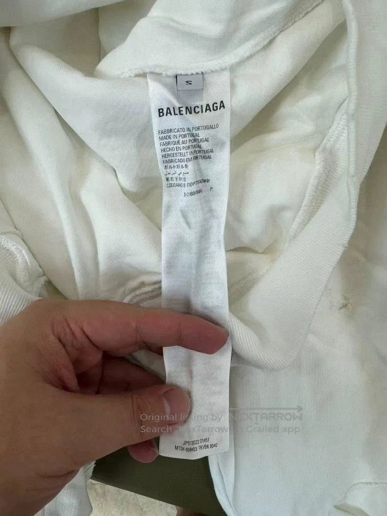 Balenciaga Balenciaga Distressed Logo Hoodie. Size US S / EU 44-46 / 1 - 4 Thumbnail