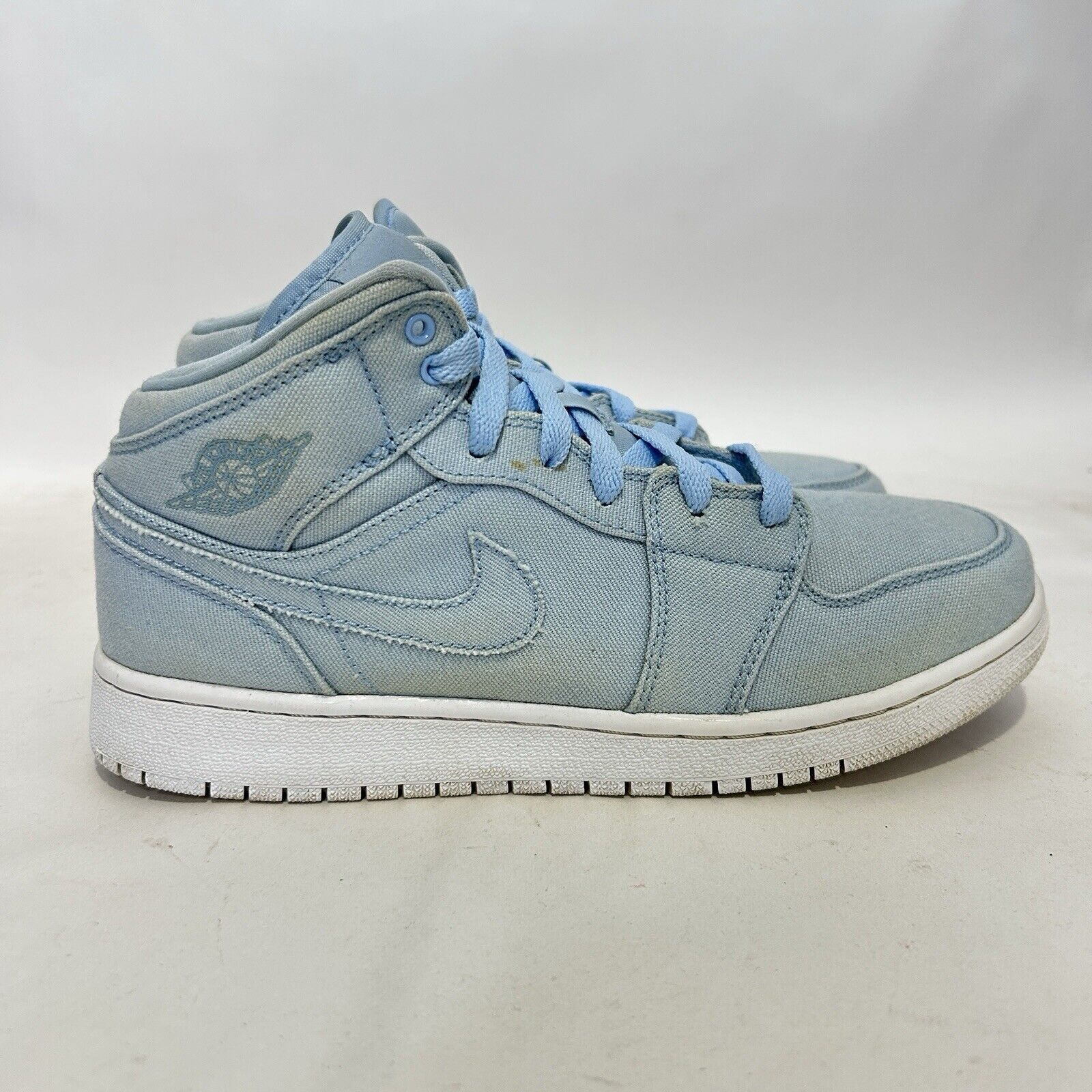 Nike Nike Air Jordan 1 Mid Retro BG “Easter Blue” Size US 8.5 / IT 38.5 - 4 Thumbnail