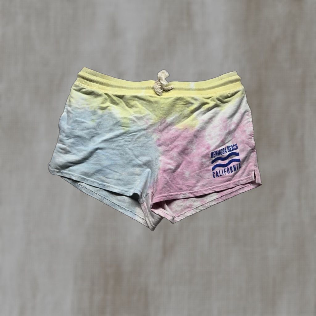 Pinko Lagaci Ladies Shorts Tie Dye Drawstring Multicolor XL Casual Short Pants Women's Modern Ladies Hers Beachwear Size 36" / US 14 / IT 50 - 1 Thumbnail
