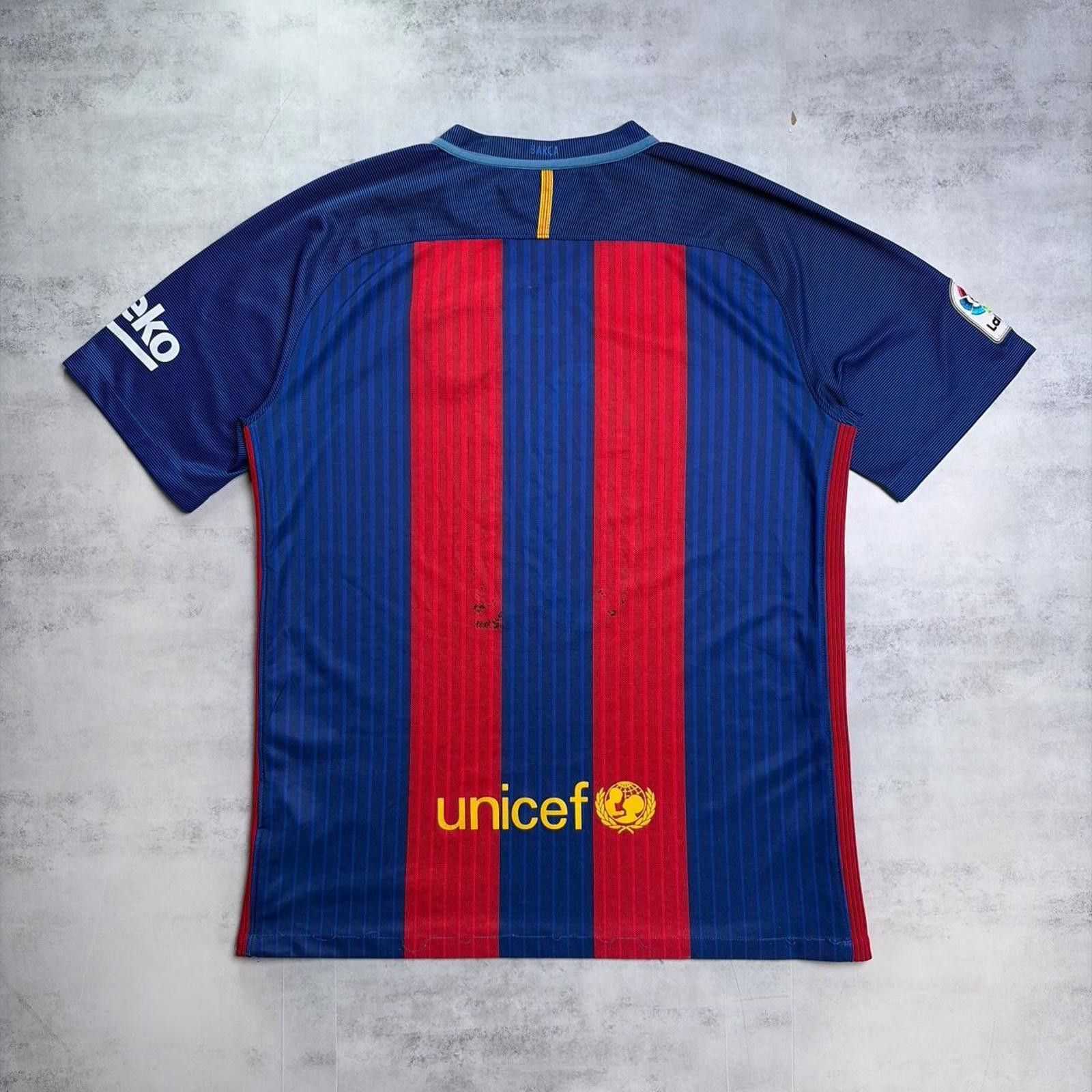 Nike Y2K Nike Barcelona FC 2016/17 Home La Liga Soccer Jersey Size US XL / EU 56 / 4 - 7 Thumbnail