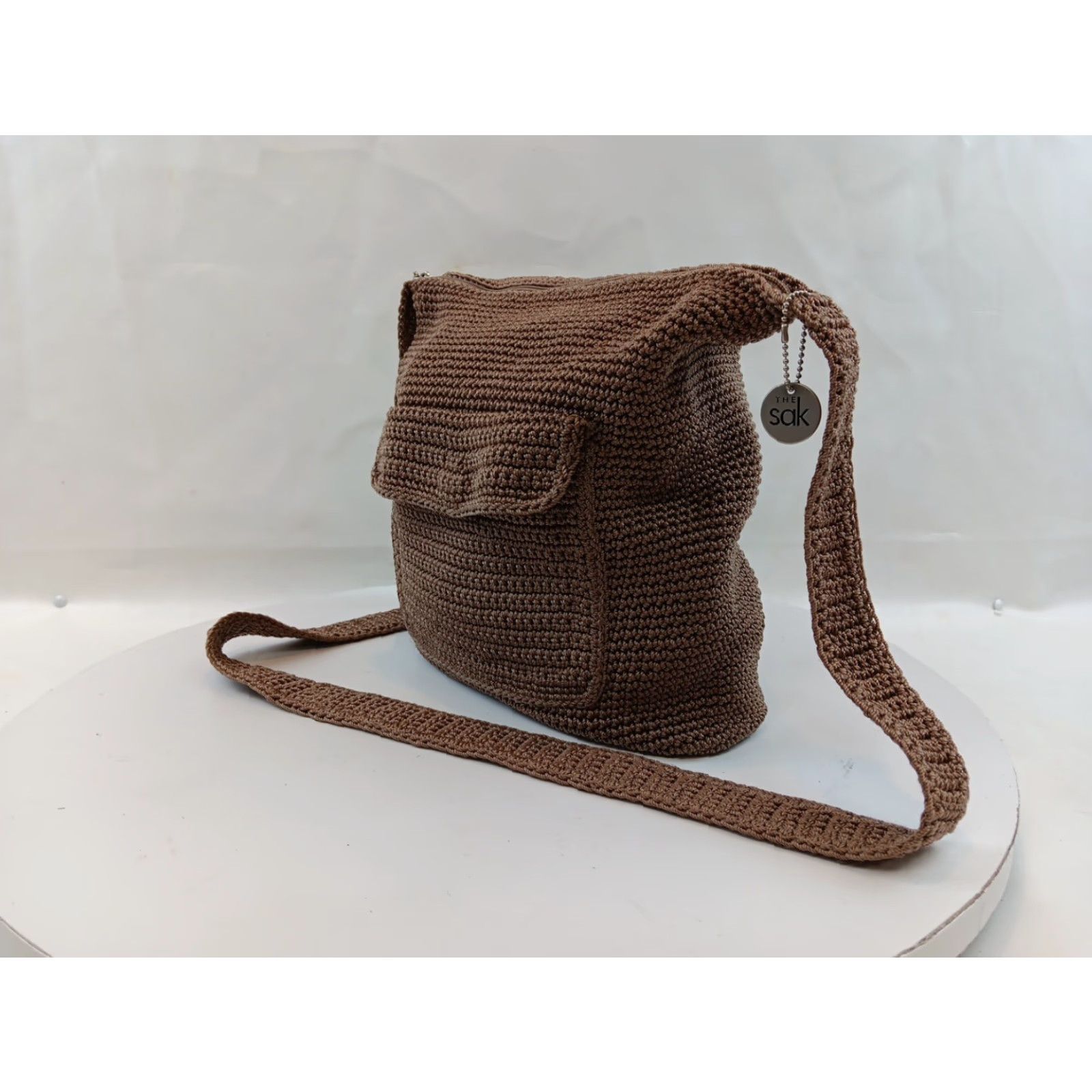 The Sak The Sak Crochet Crossbody Bag Dark Beige Top Zipper Exterior Pocket Charm Size L / US 10 / IT 46 - 4 Thumbnail